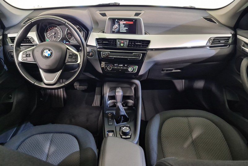 BMW X1 sDrive18d X Line