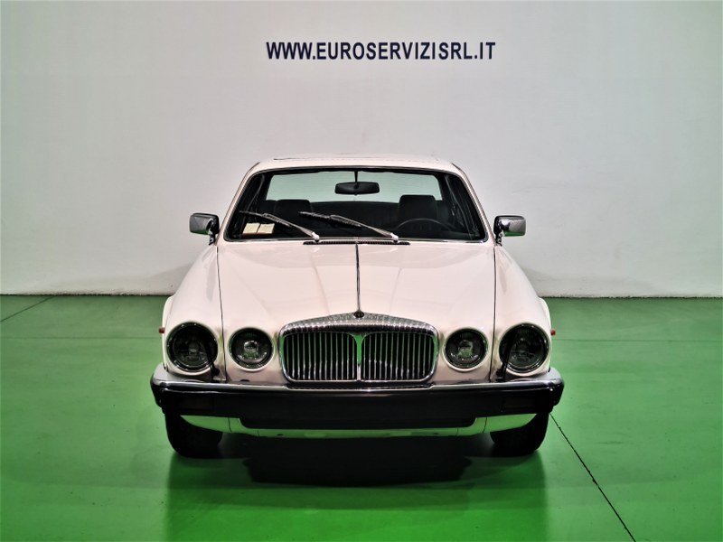 Jaguar XJ12 5.3 DOUBLE SIX DAILMER
