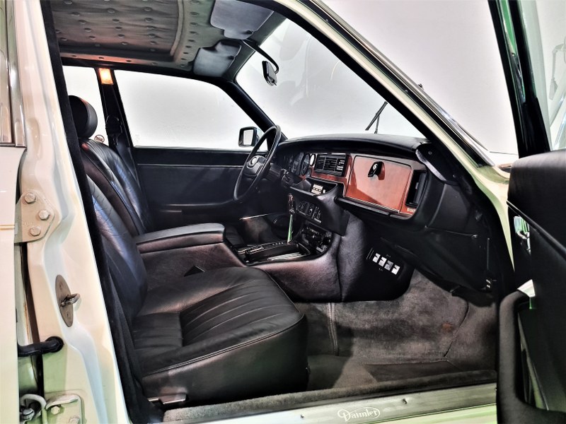 Jaguar XJ12 5.3 DOUBLE SIX DAILMER