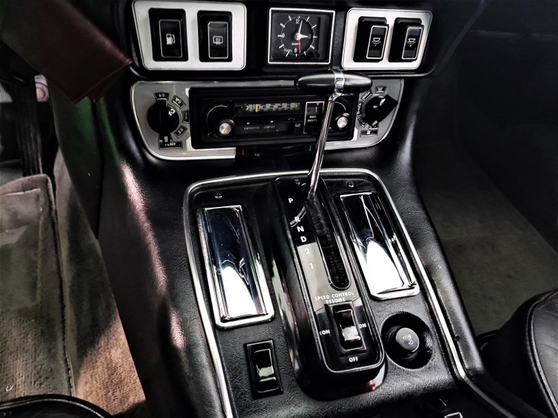 Jaguar XJ12 5.3 DOUBLE SIX DAILMER