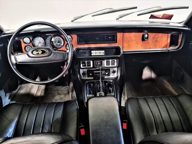 Jaguar XJ12 5.3 DOUBLE SIX DAILMER