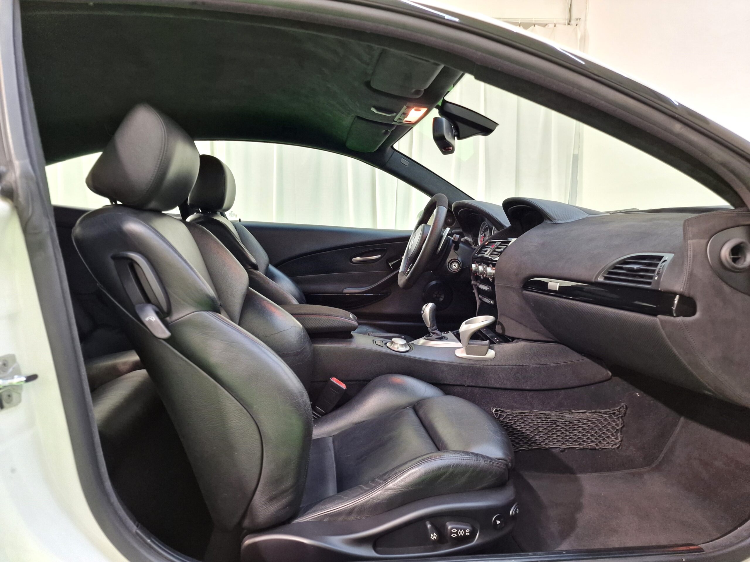 BMW M6 Coupe 5.0 V10