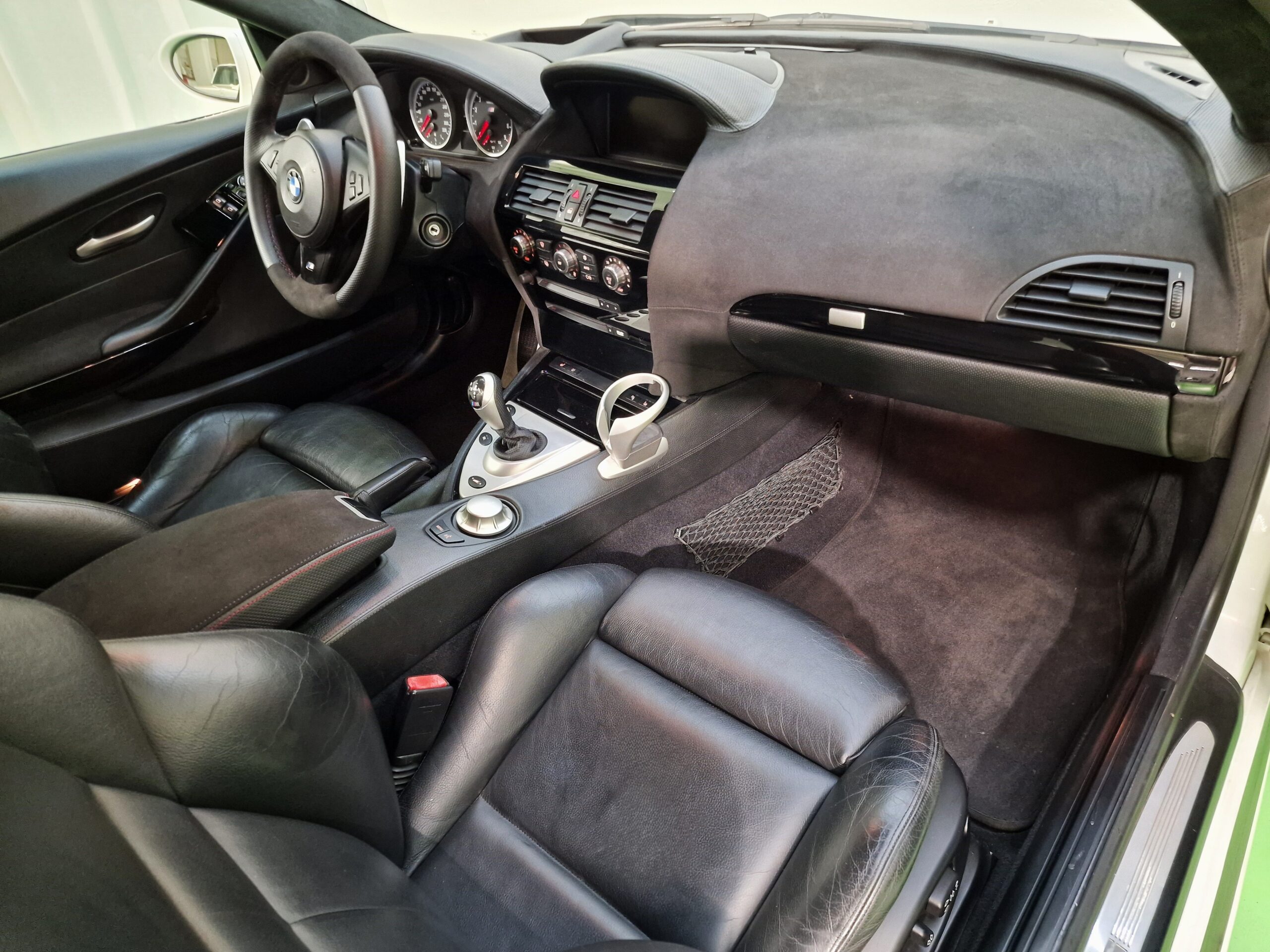 BMW M6 Coupe 5.0 V10