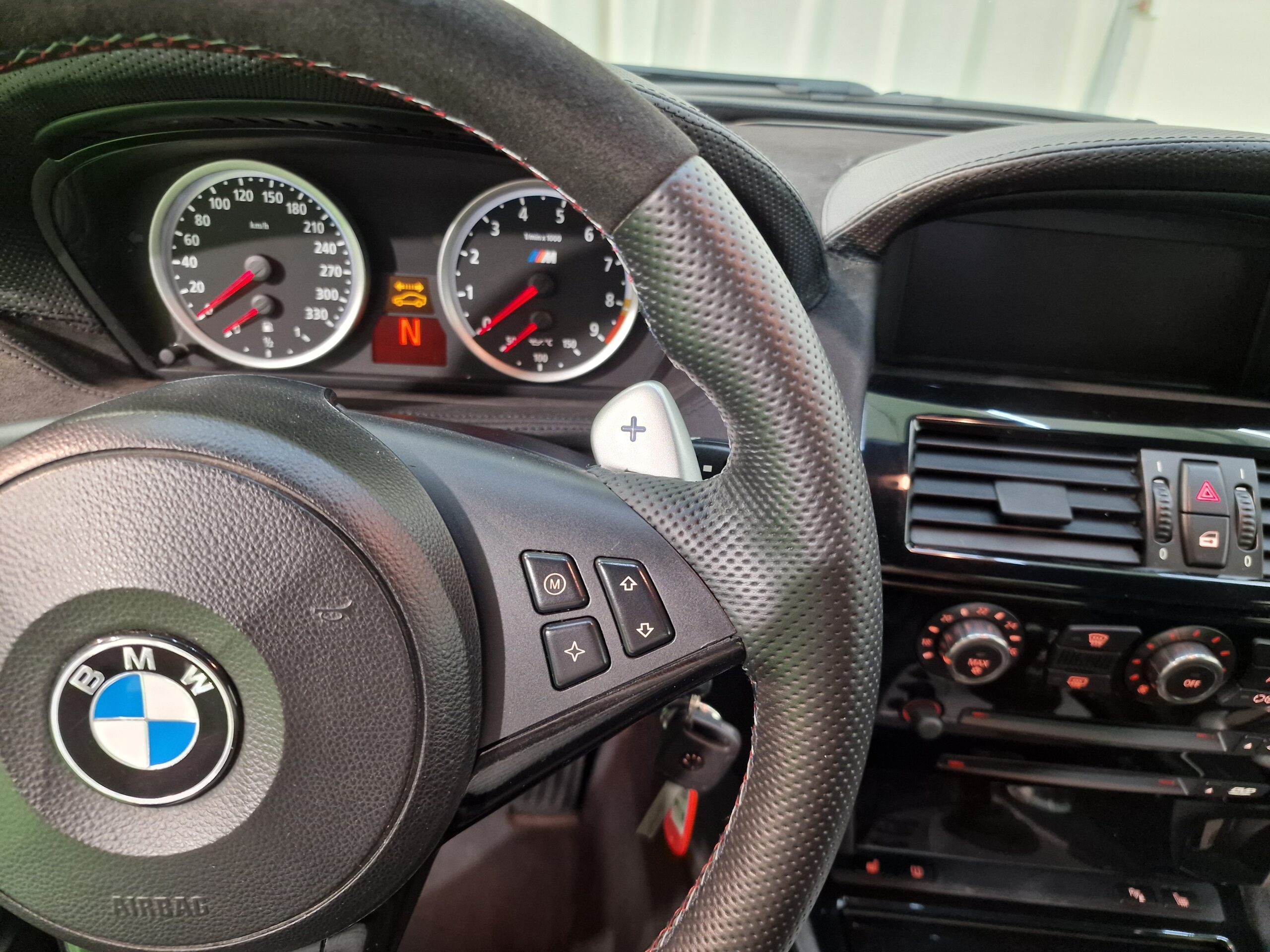 BMW M6 Coupe 5.0 V10