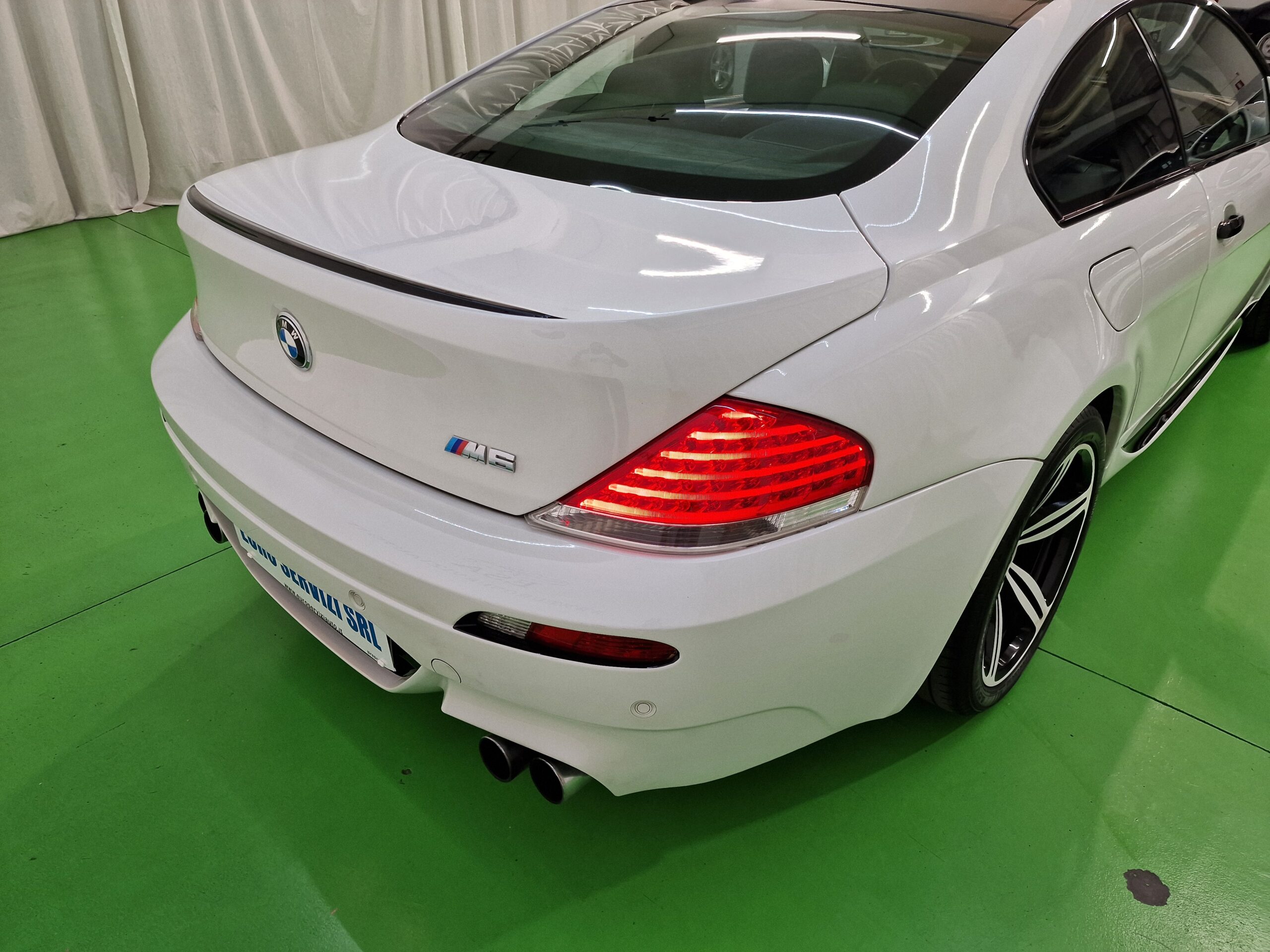 BMW M6 Coupe 5.0 V10