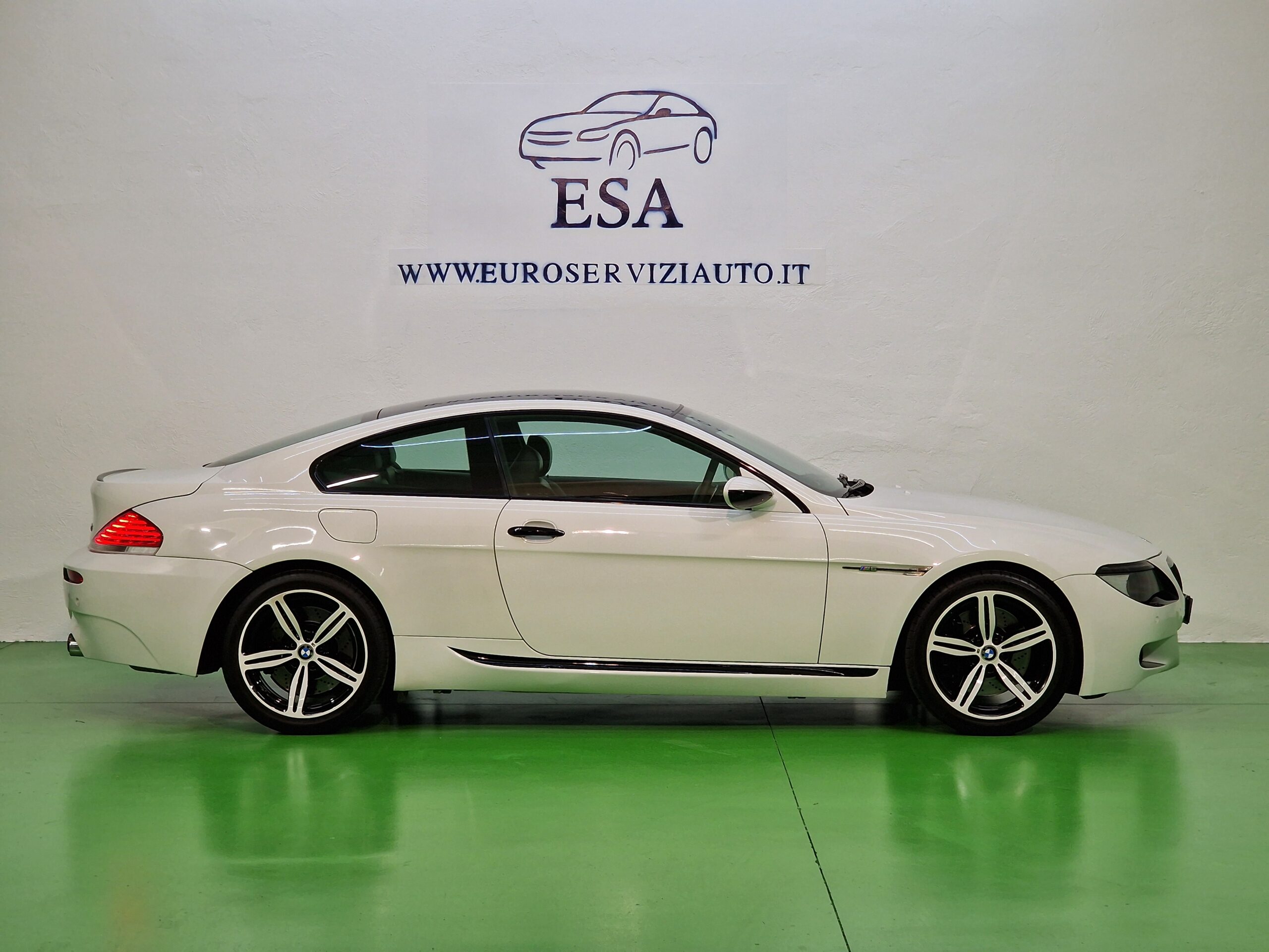 BMW M6 Coupe 5.0 V10