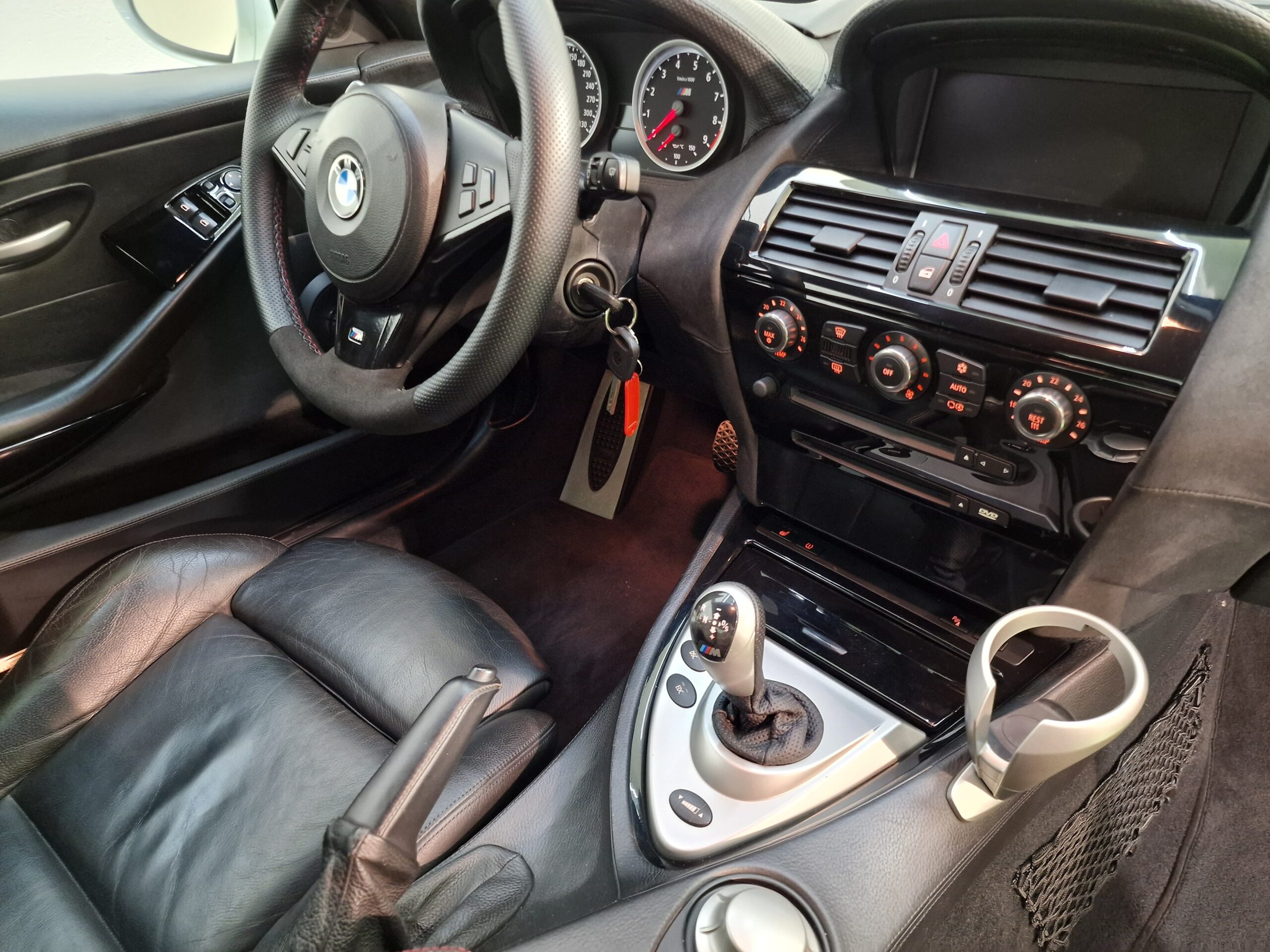 BMW M6 Coupe 5.0 V10