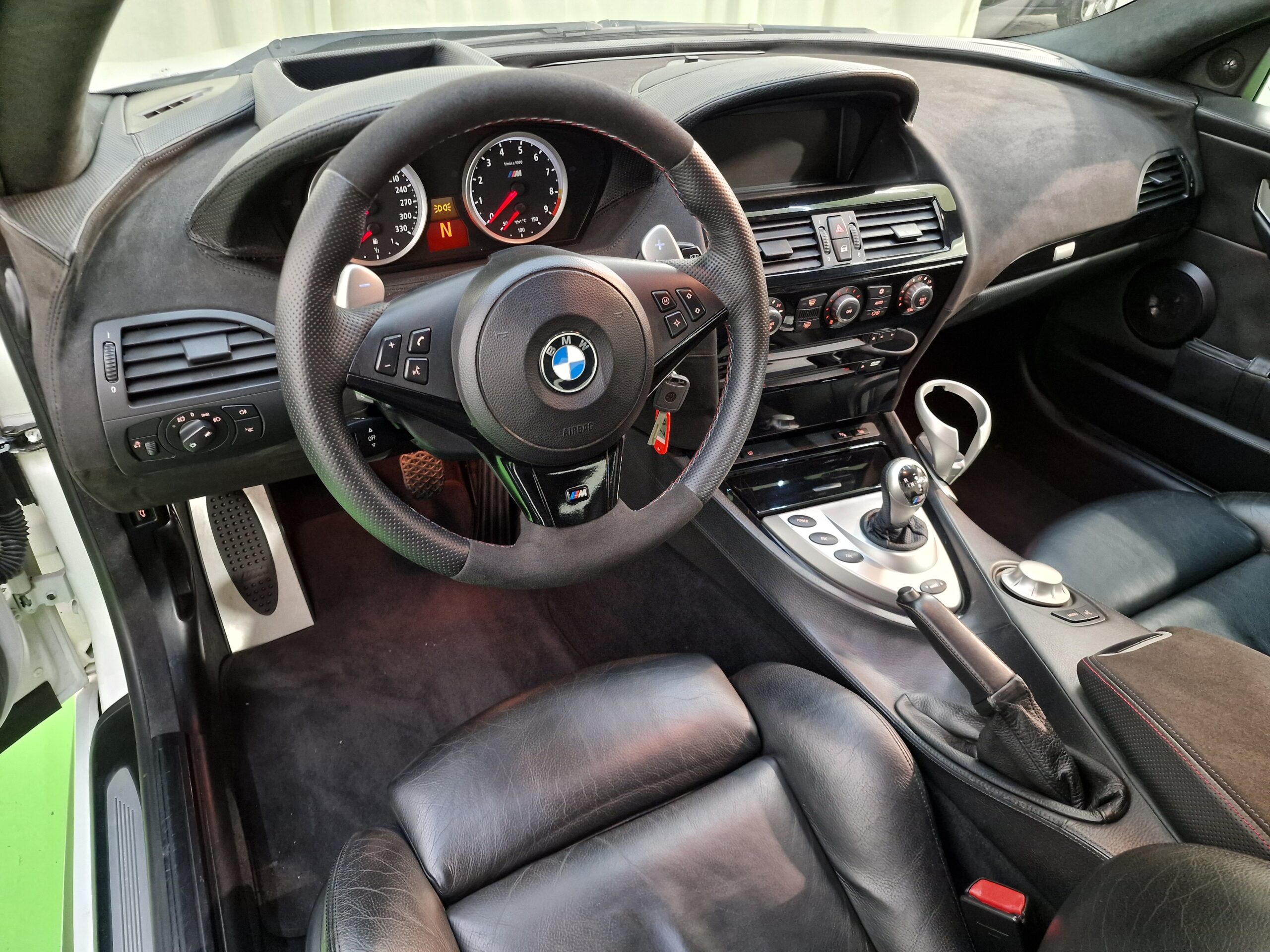 BMW M6 Coupe 5.0 V10