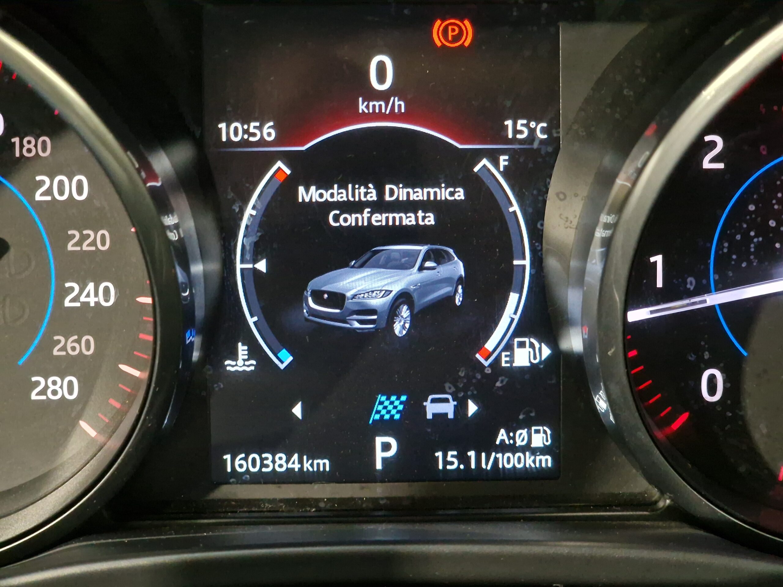 Jaguar F-Pace F-Pace 2.0d Pure awd 180cv auto