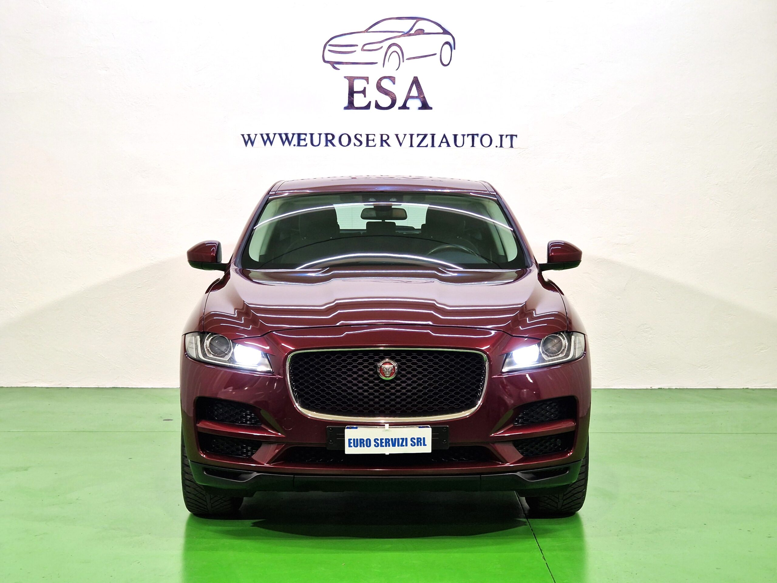 Jaguar F-Pace F-Pace 2.0d Pure awd 180cv auto