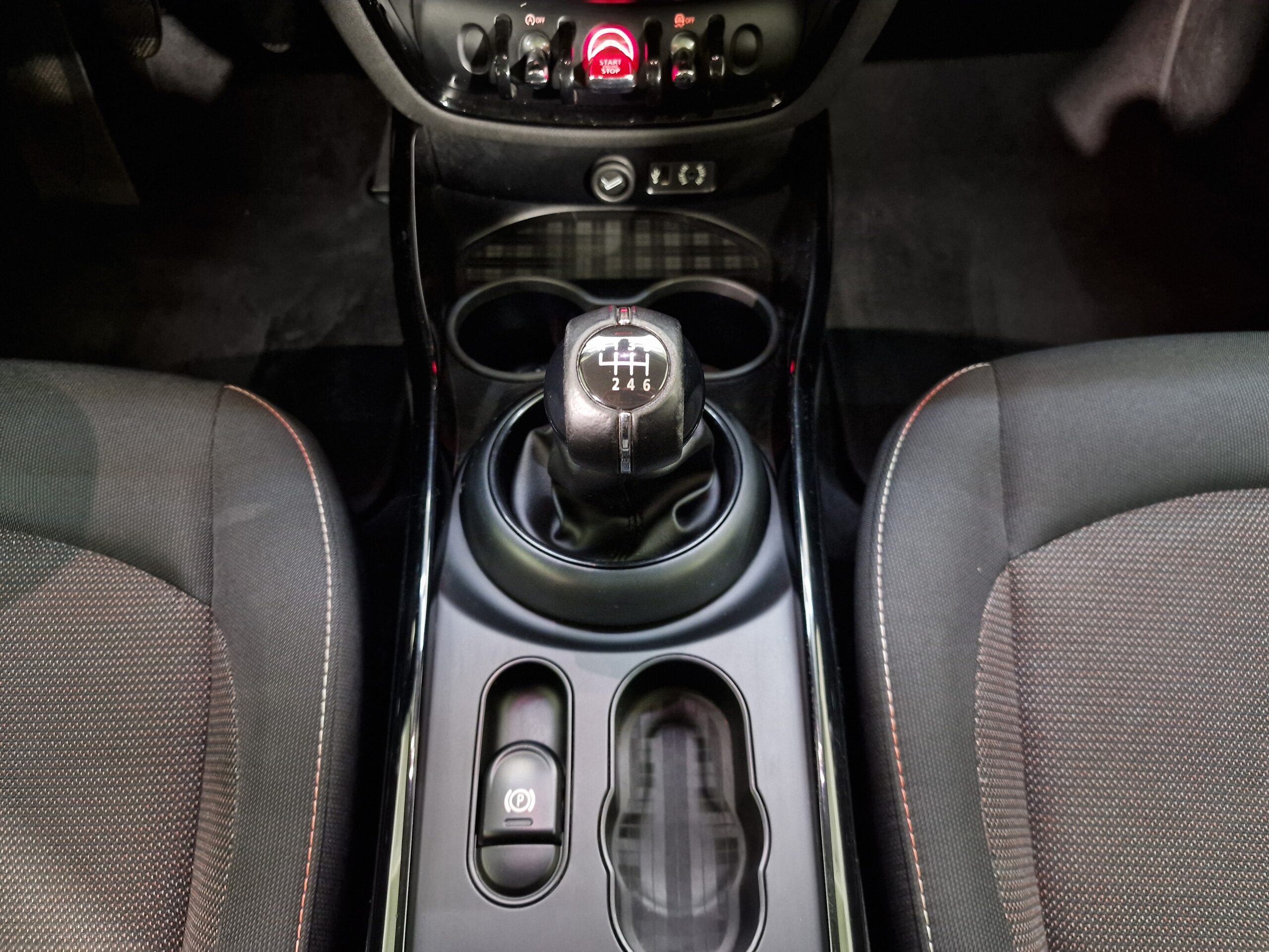 MINI One Clubman IV F54  1.5
