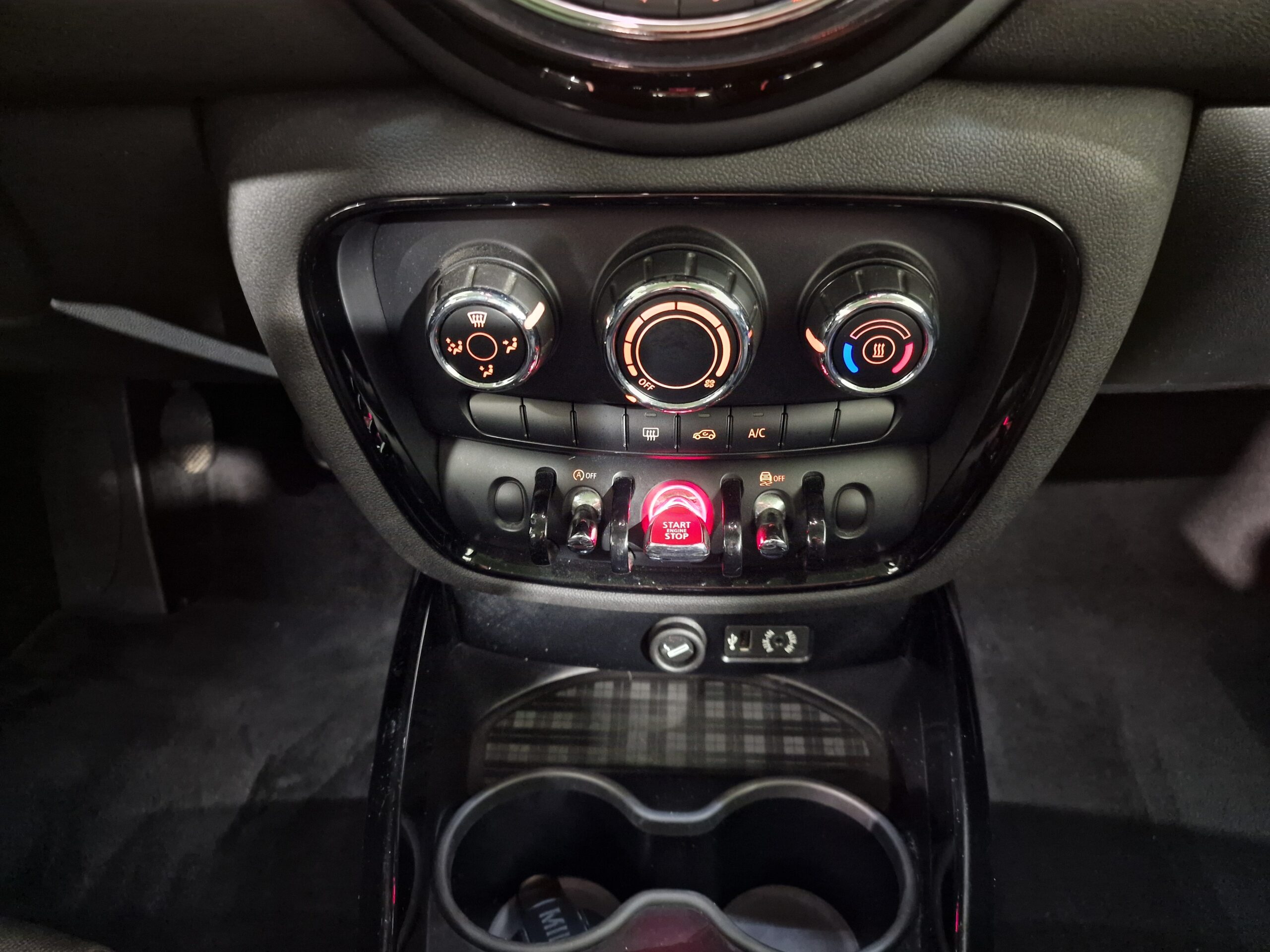 MINI One Clubman IV F54  1.5