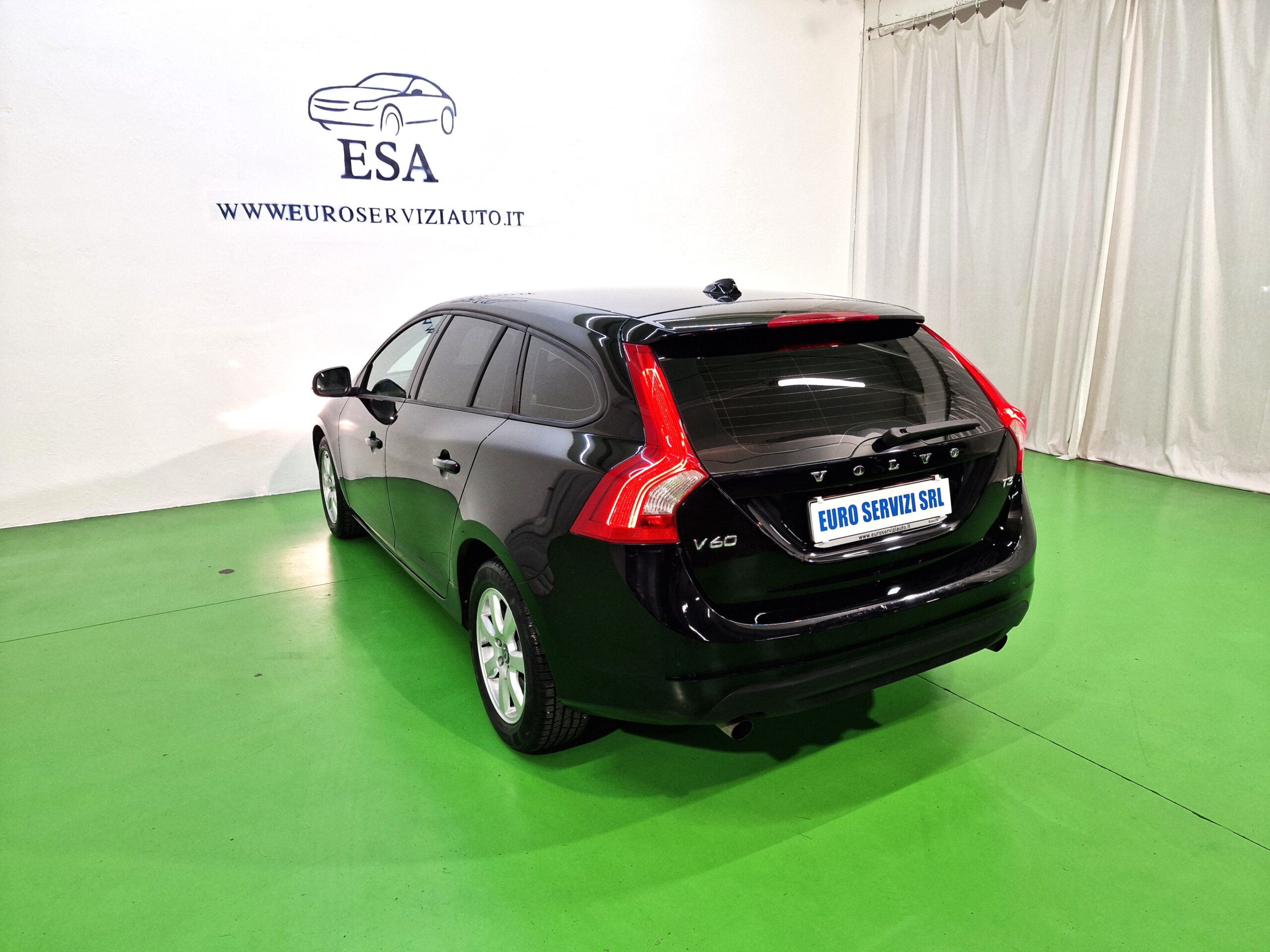 Volvo V60 V60 1.6 t3 Kinetic powershift