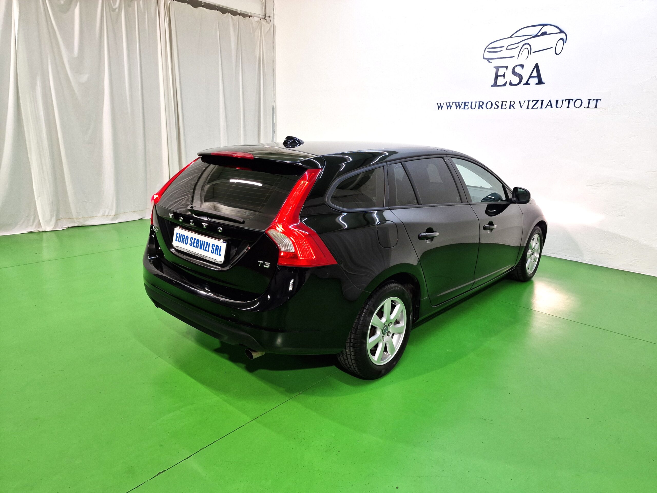 Volvo V60 V60 1.6 t3 Kinetic powershift