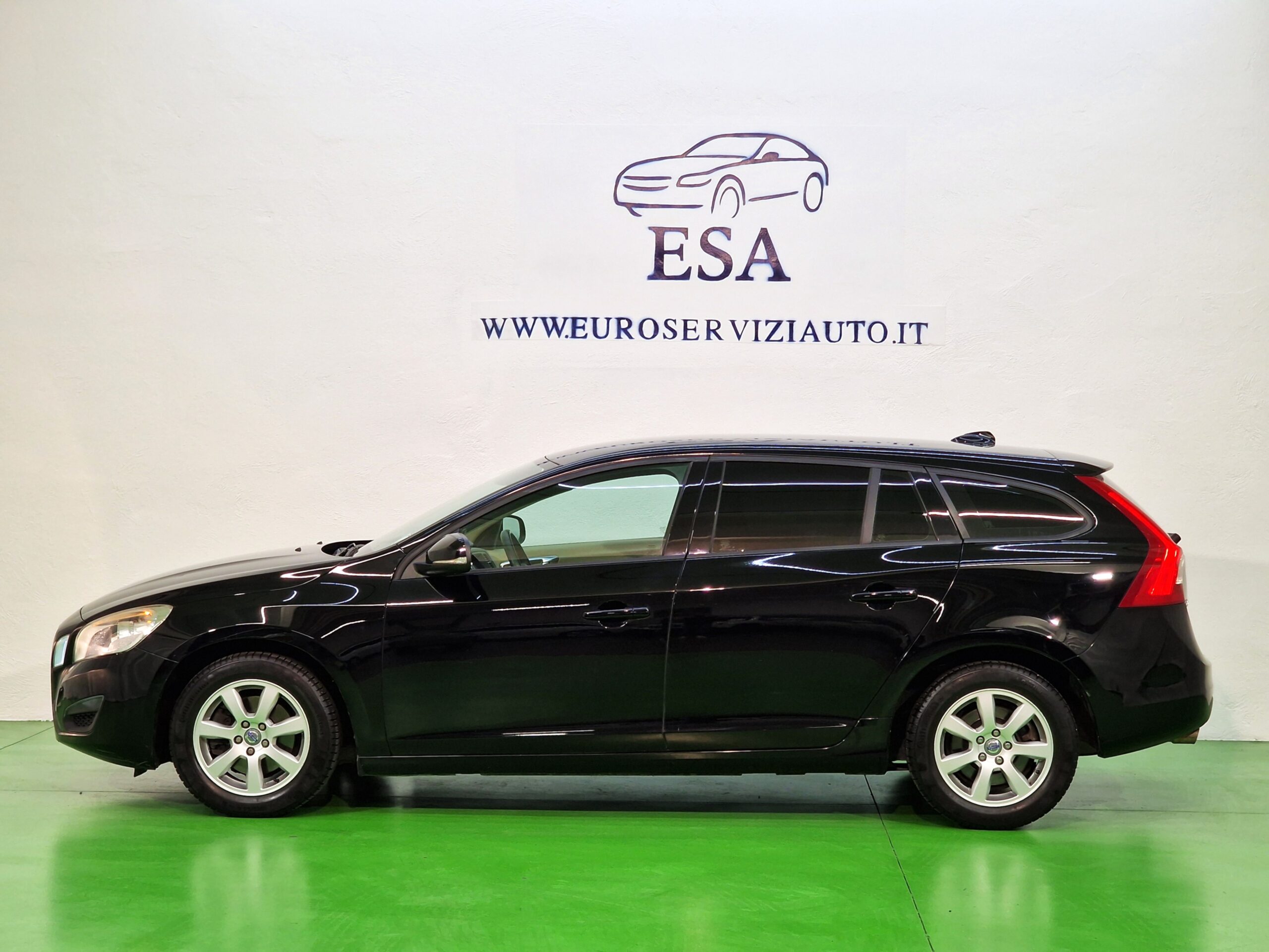 Volvo V60 V60 1.6 t3 Kinetic powershift