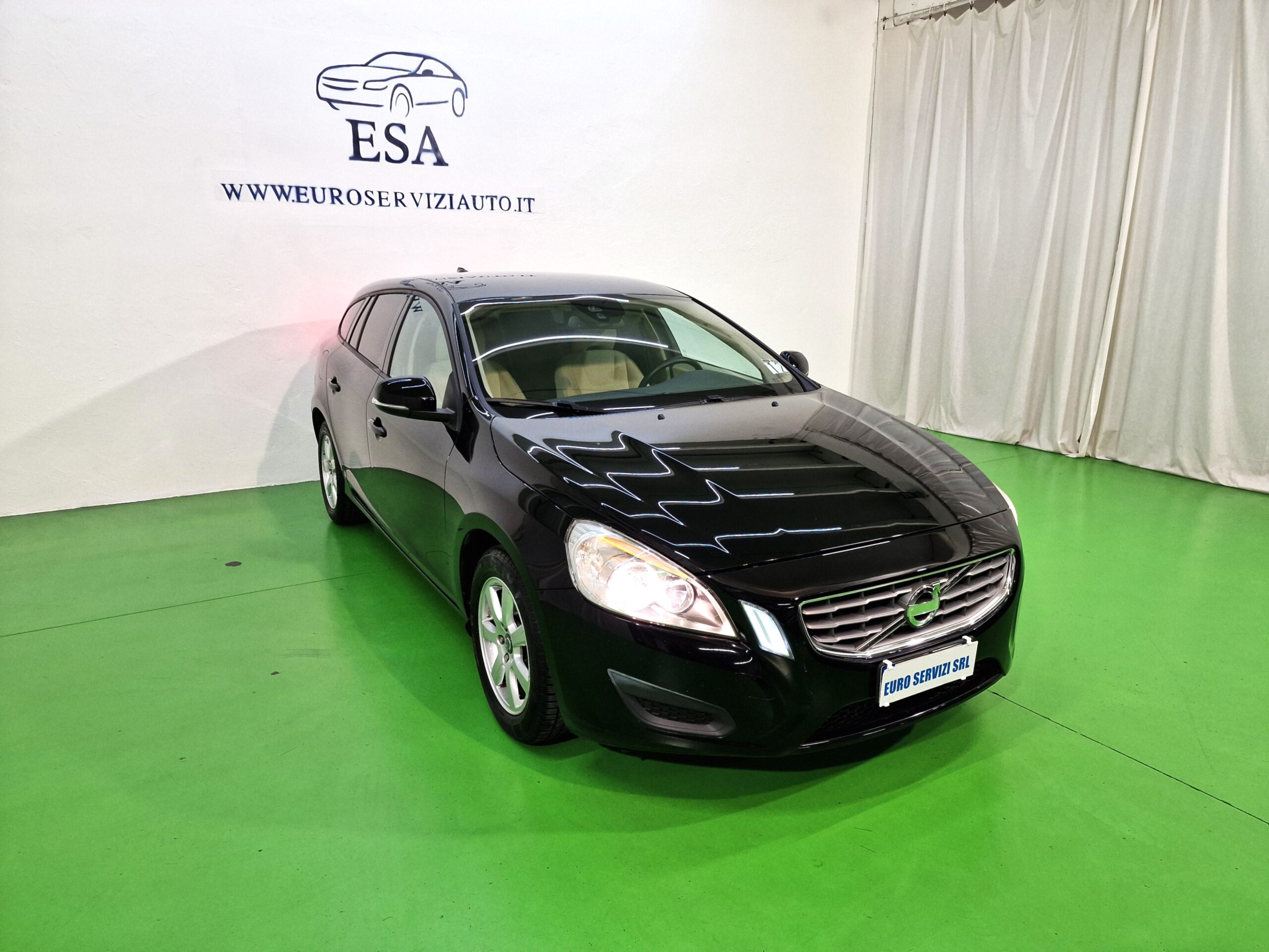 Volvo V60 V60 1.6 t3 Kinetic powershift