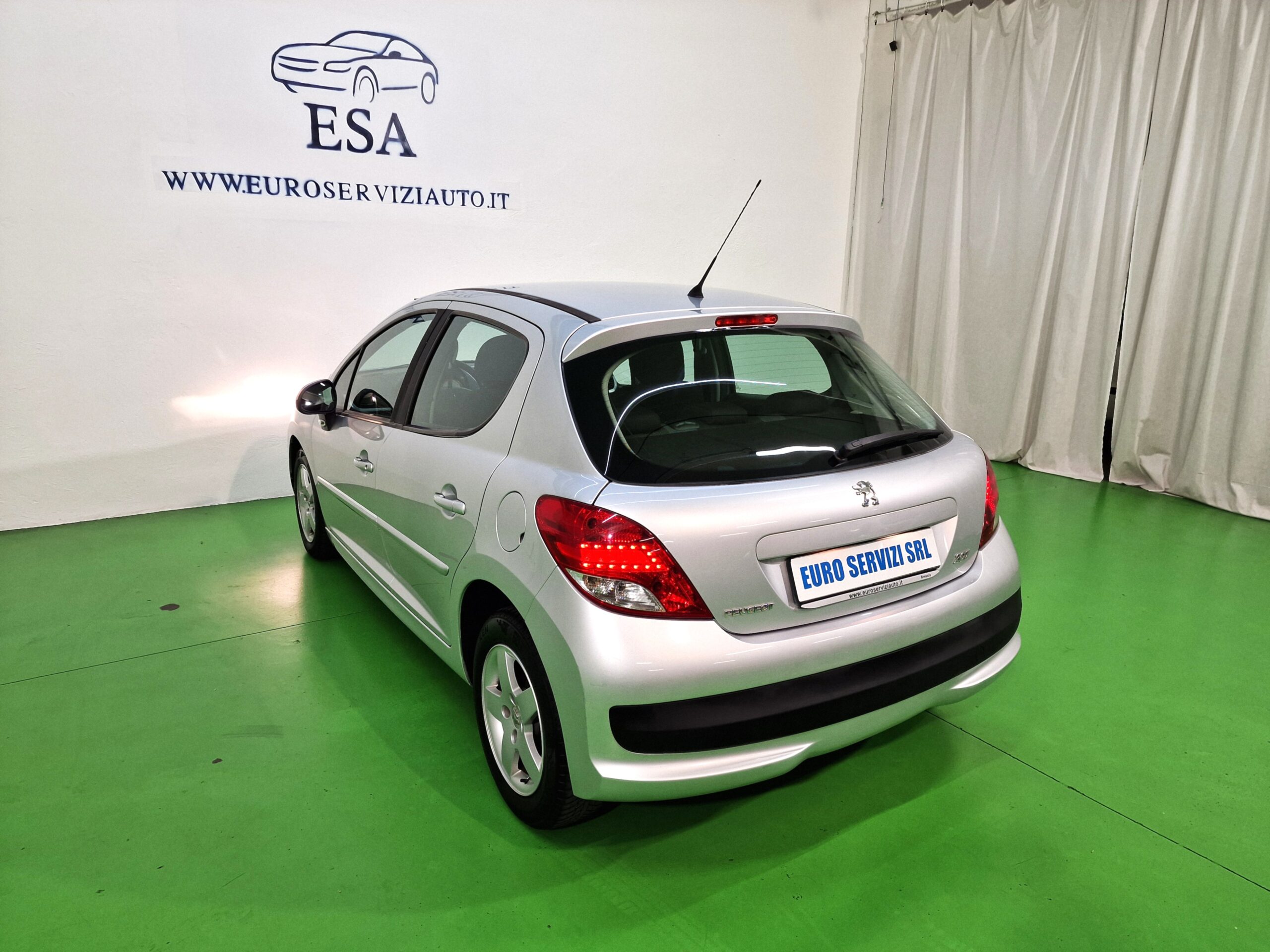 Peugeot 207 207 5p 1.4 hdi 8v Access 70cv