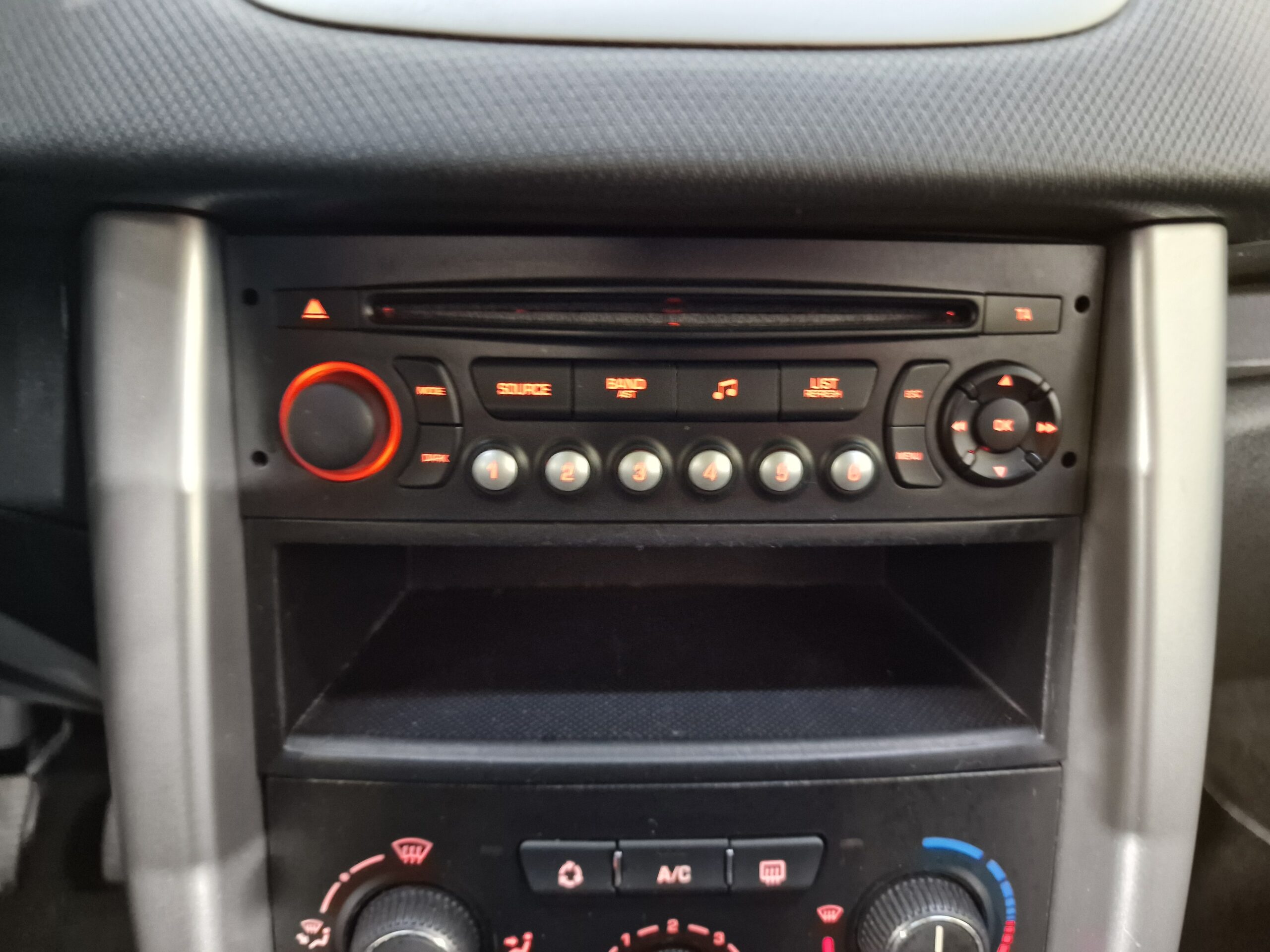 Peugeot 207 207 5p 1.4 hdi 8v Access 70cv