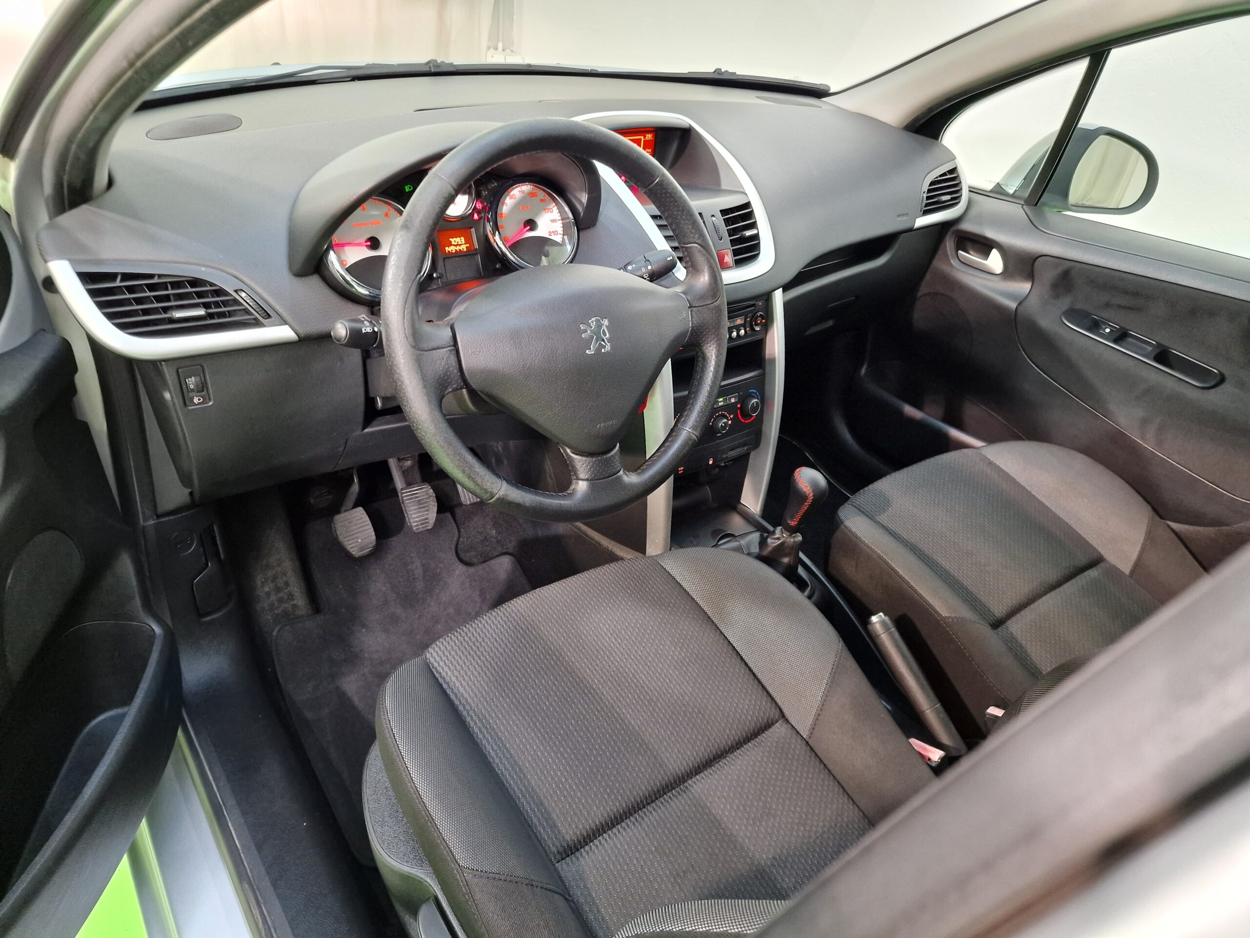 Peugeot 207 207 5p 1.4 hdi 8v Access 70cv