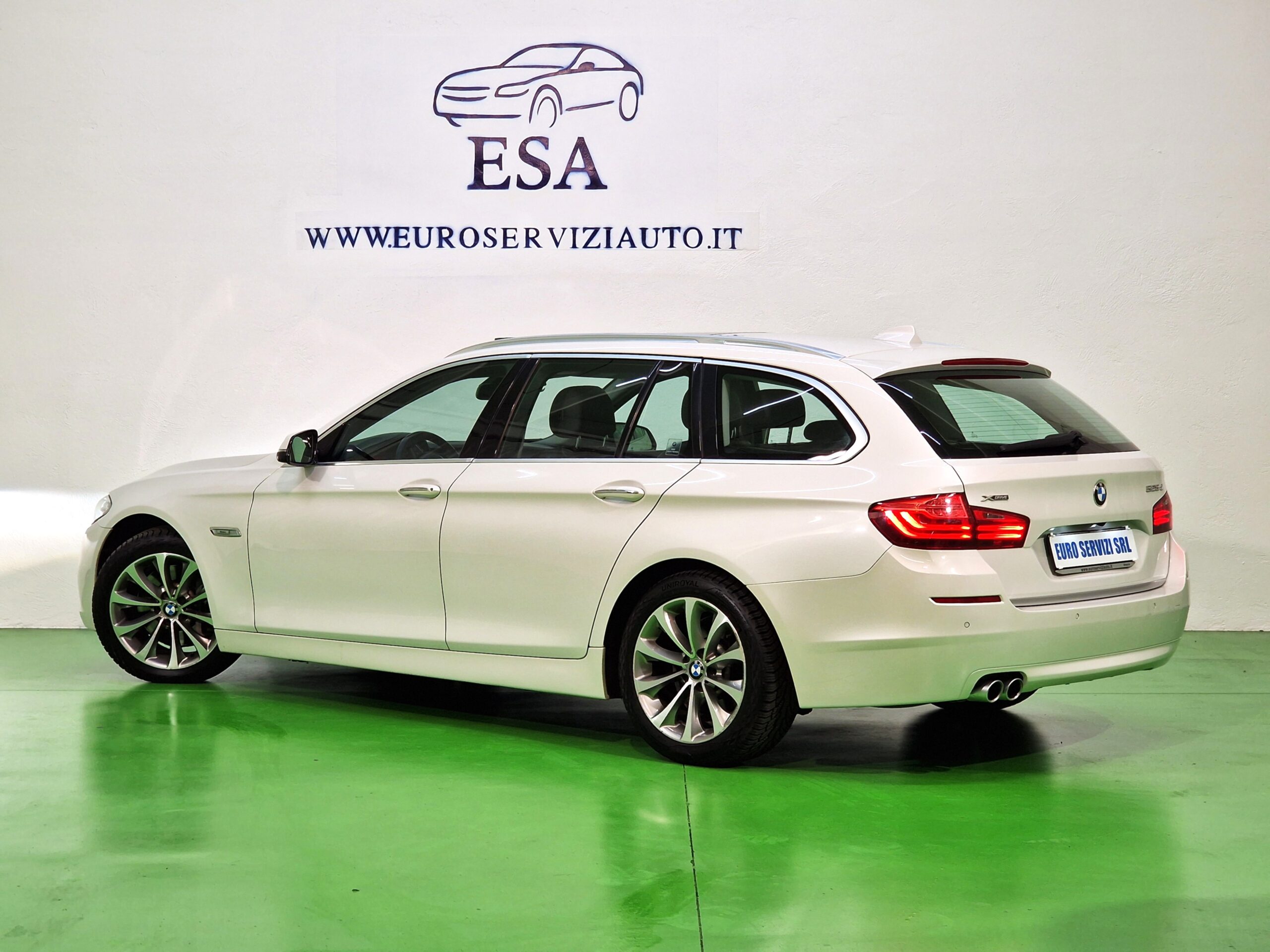 BMW 525 Serie 5 F11 Touring 525d Touring xdrive Modern auto E6