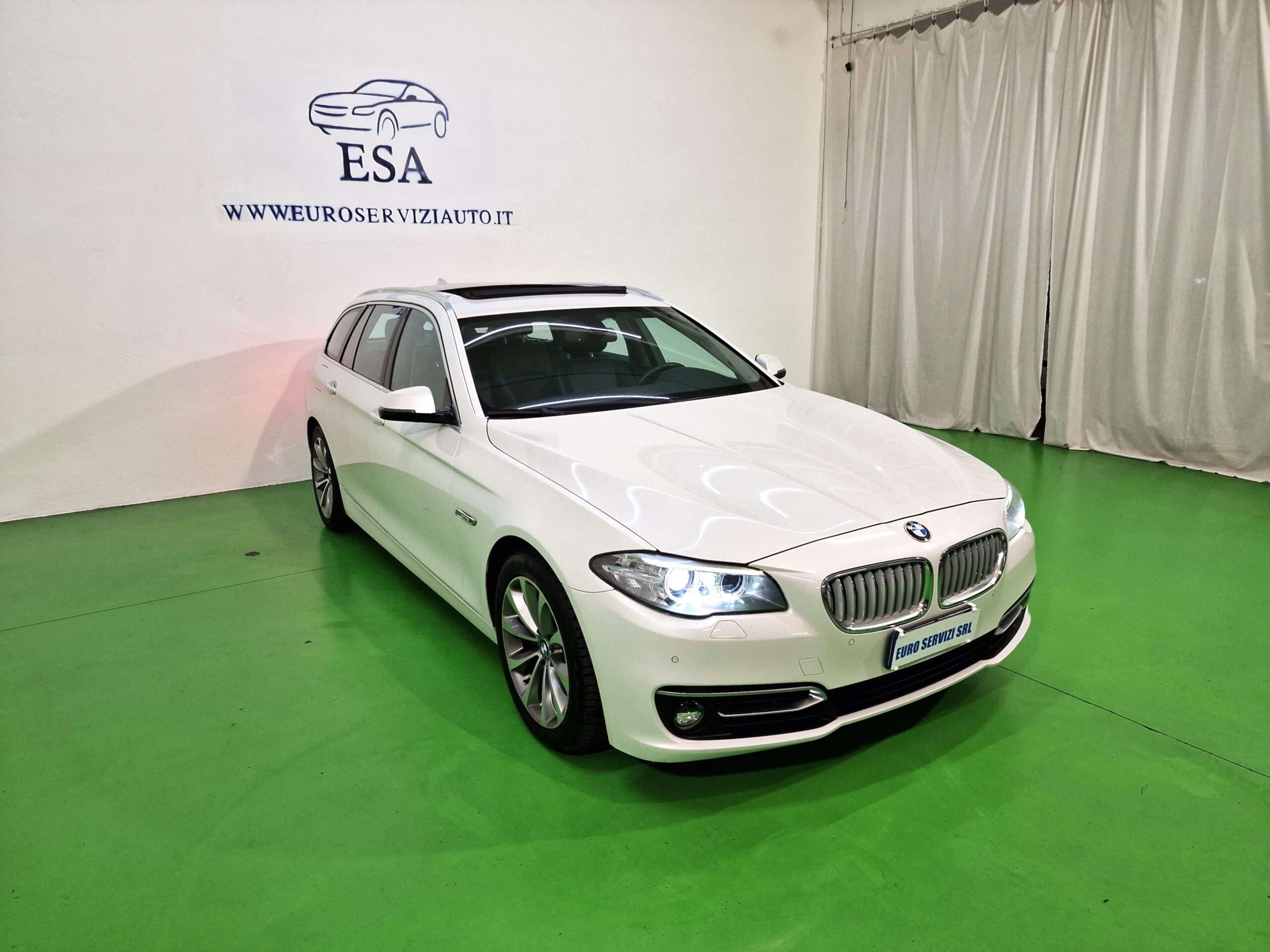 BMW 525 Serie 5 F11 Touring 525d Touring xdrive Modern auto E6