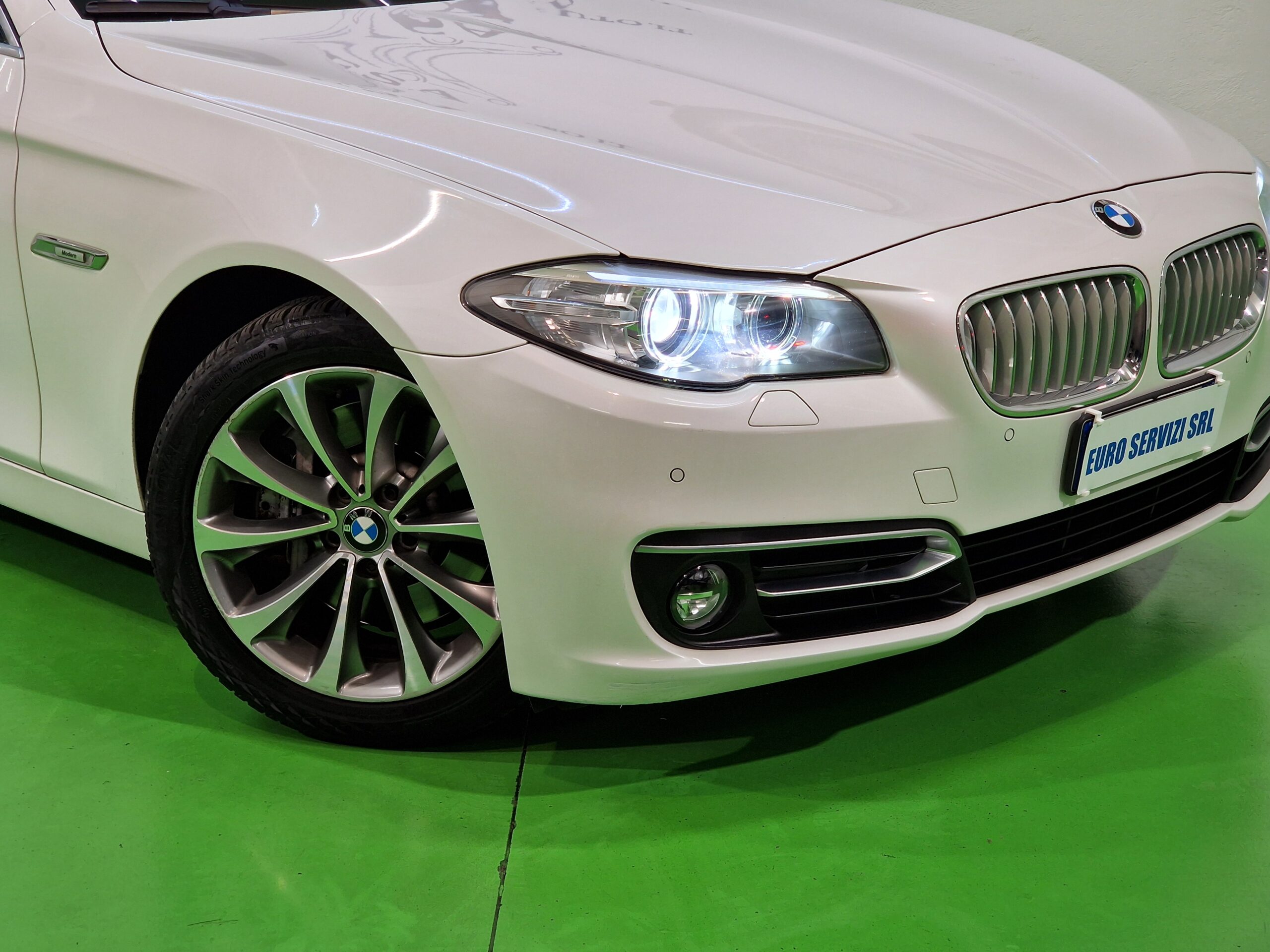 BMW 525 Serie 5 F11 Touring 525d Touring xdrive Modern auto E6