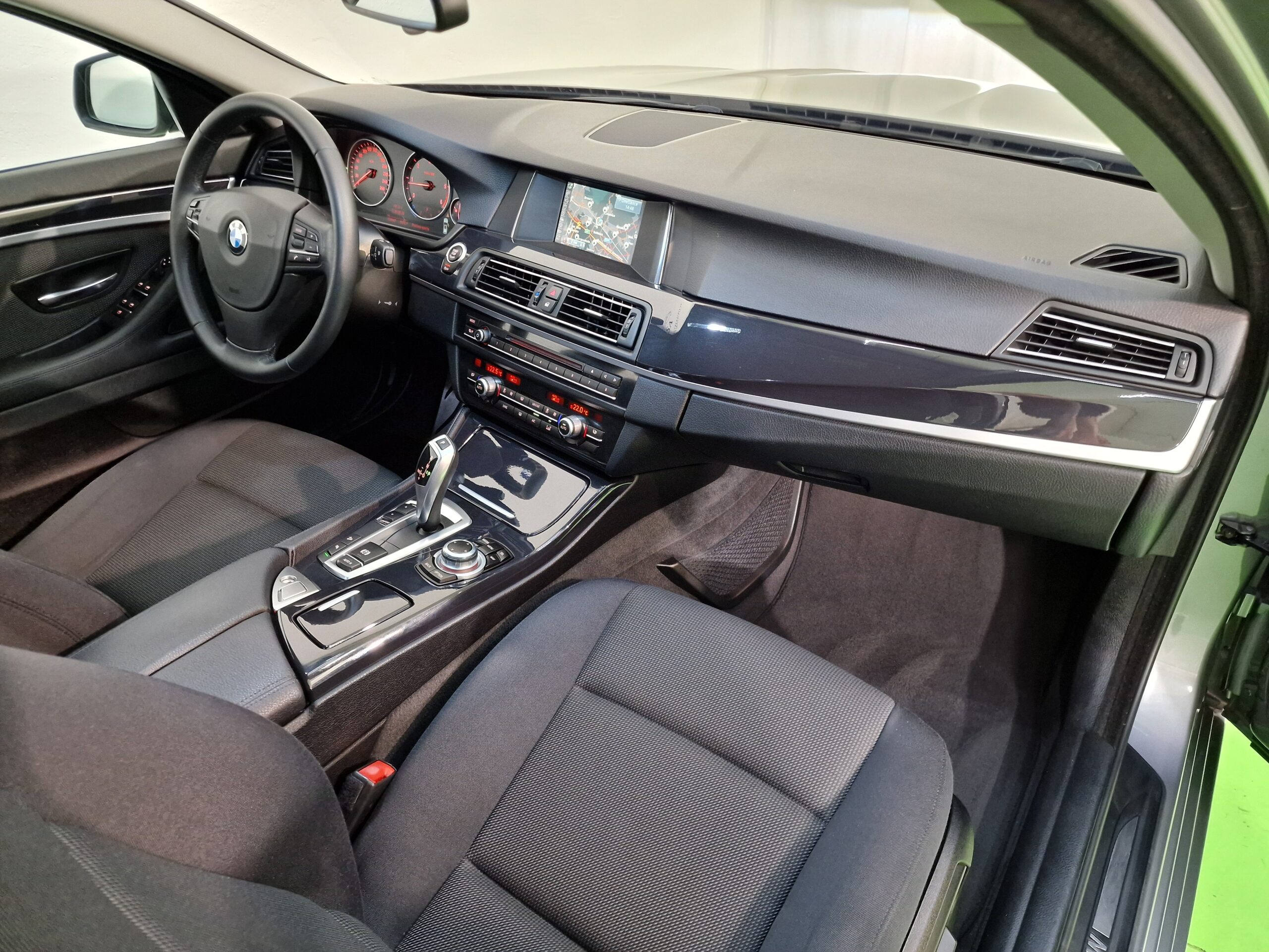 BMW 520 Serie 5 F11 Touring 520d Touring xdrive Business 190cv auto
