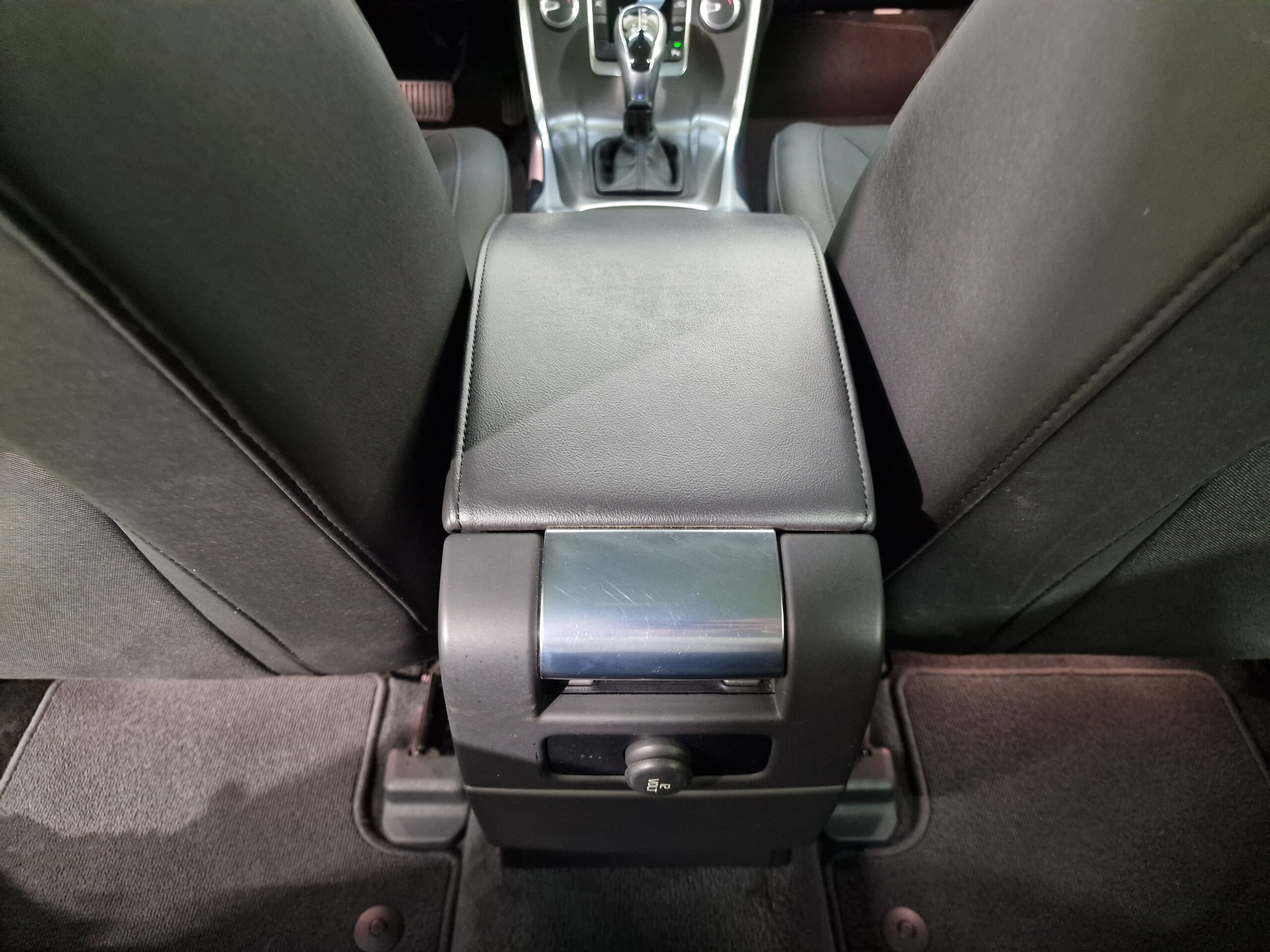 Volvo V70 V70 III 2.0 d4 Polar 181cv geartronic