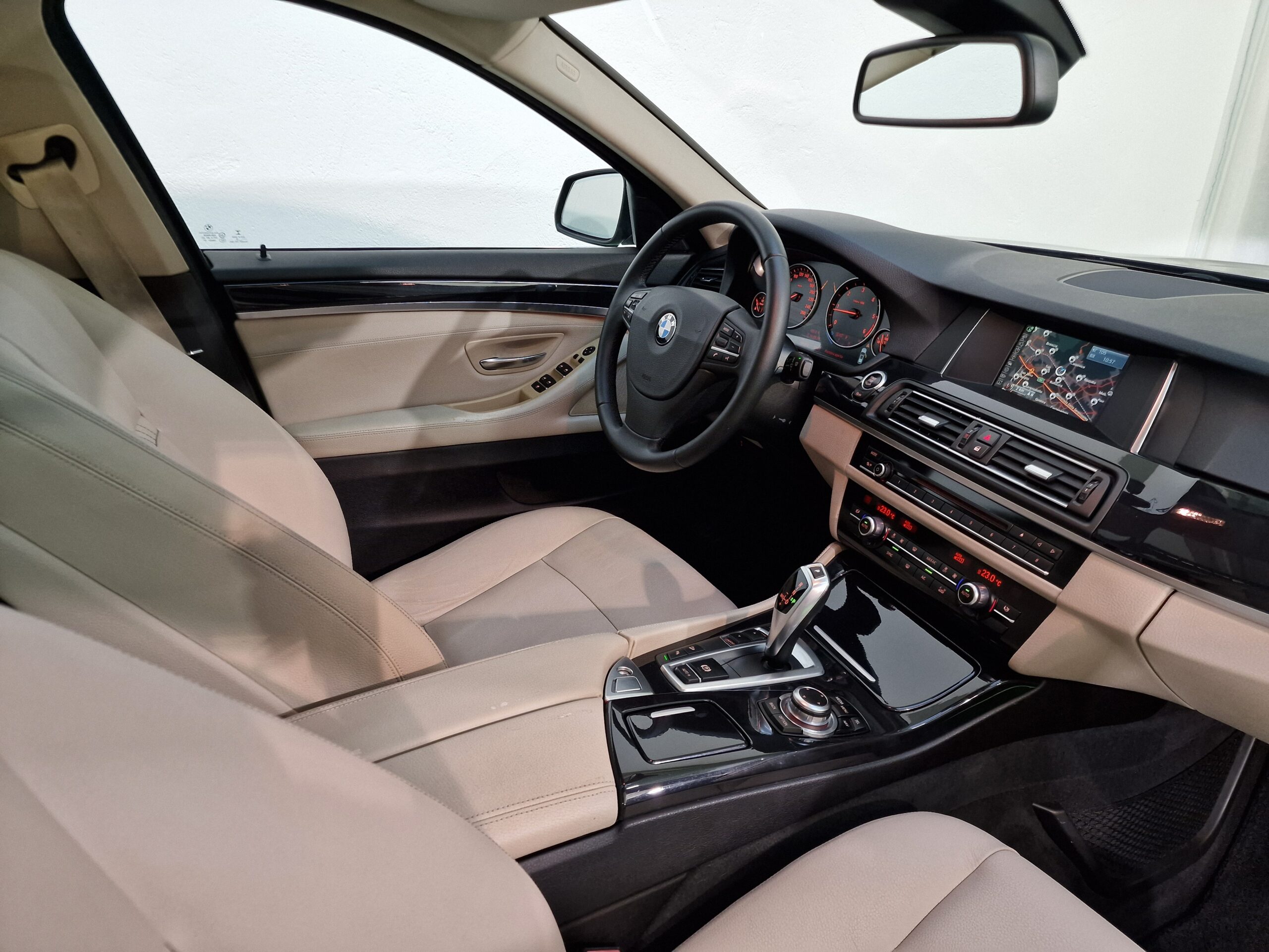 BMW 520 Serie 5 F11 520d Touring Business 190cv auto