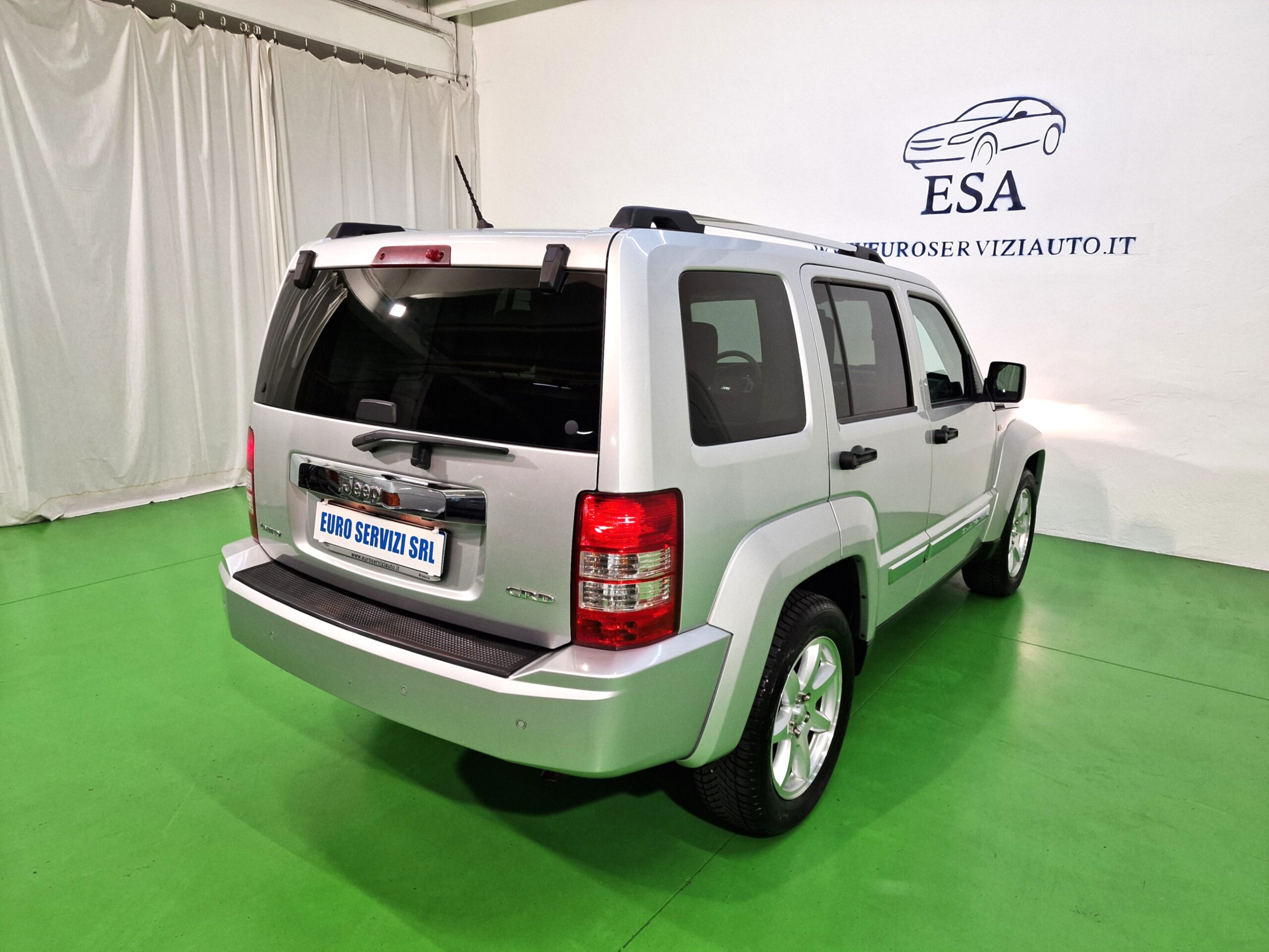 Jeep Cherokee Cherokee IV 2.8 crd Limited auto dpf
