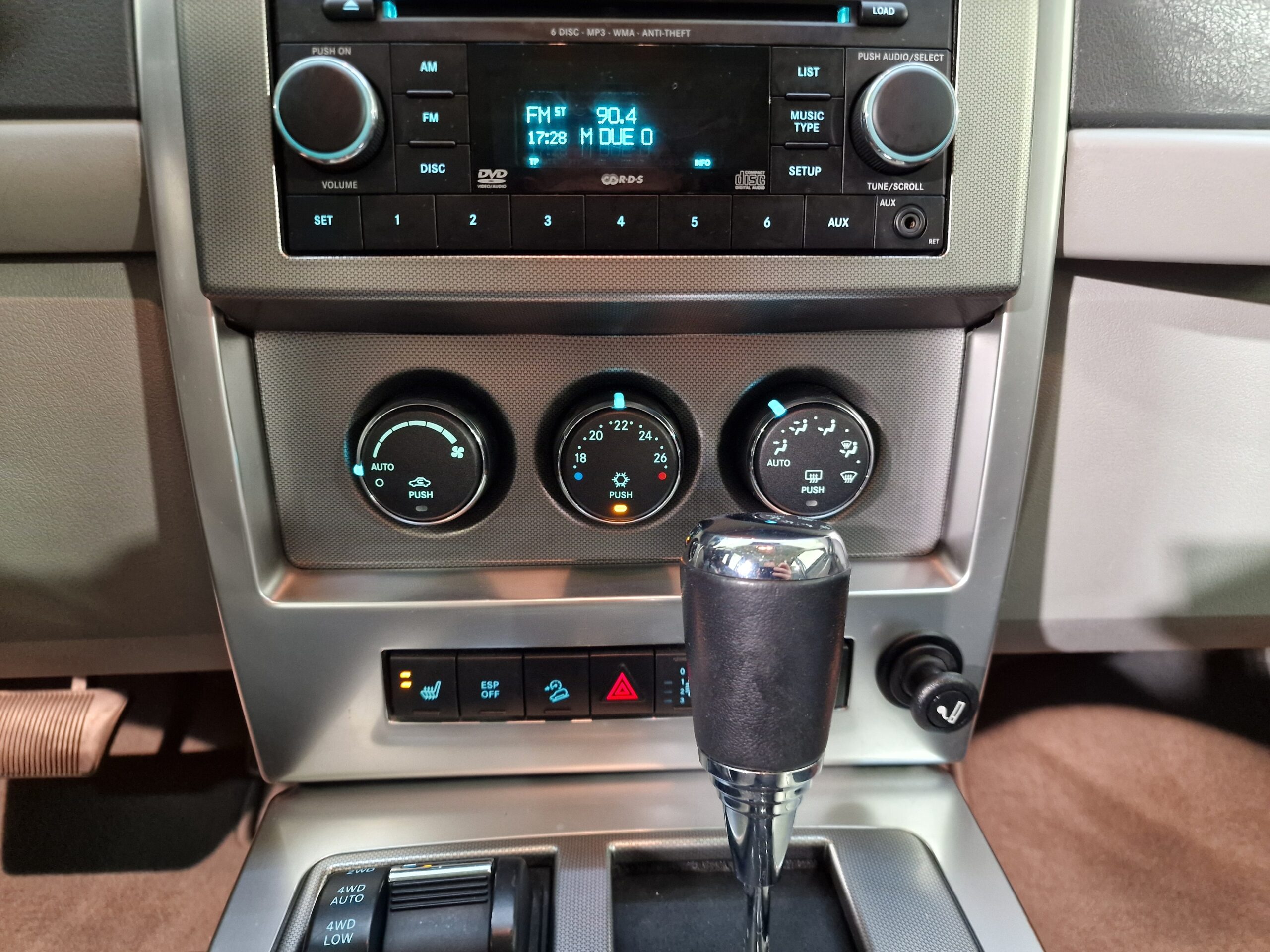Jeep Cherokee Cherokee IV 2.8 crd Limited auto dpf