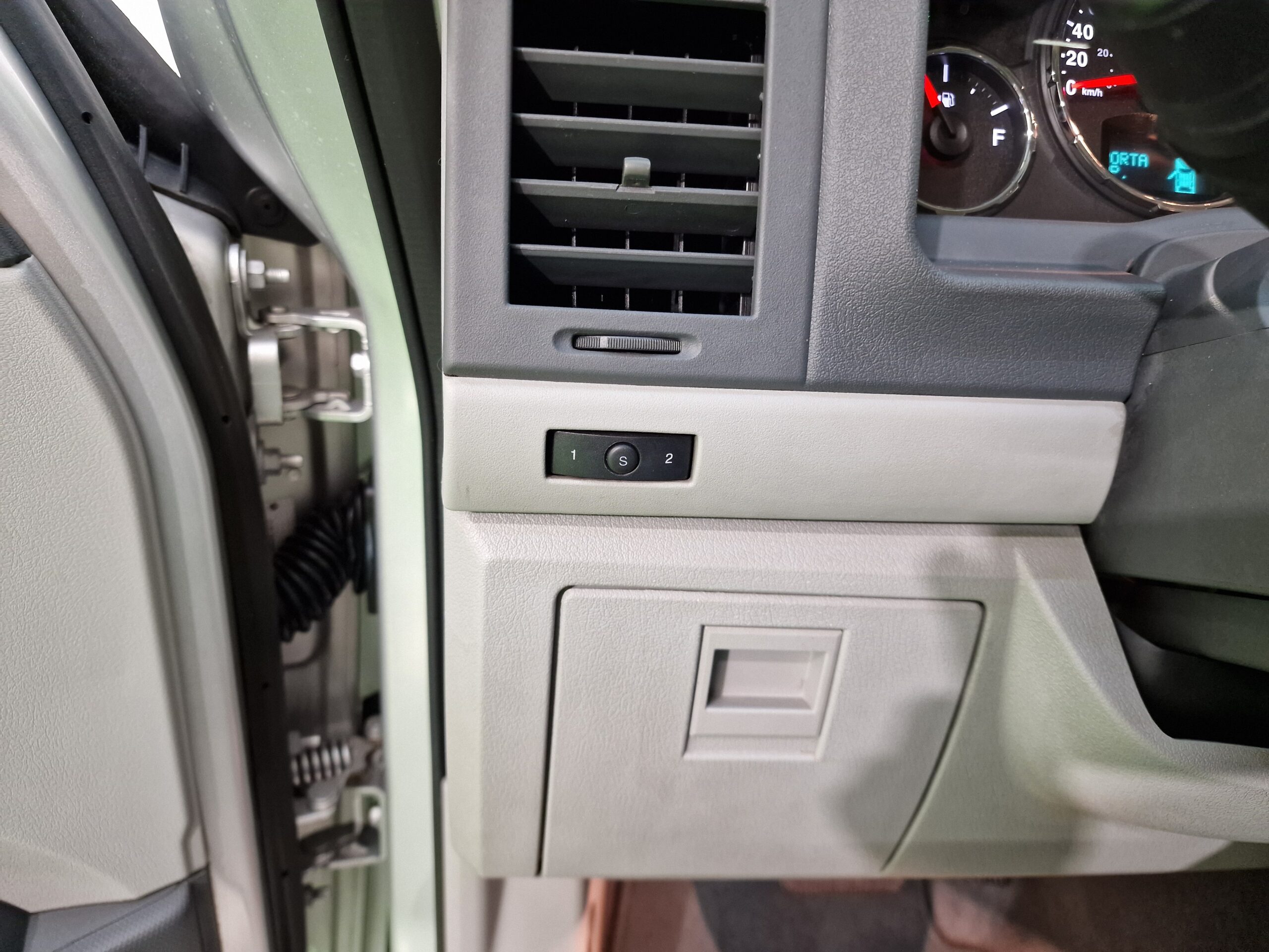 Jeep Cherokee Cherokee IV 2.8 crd Limited auto dpf