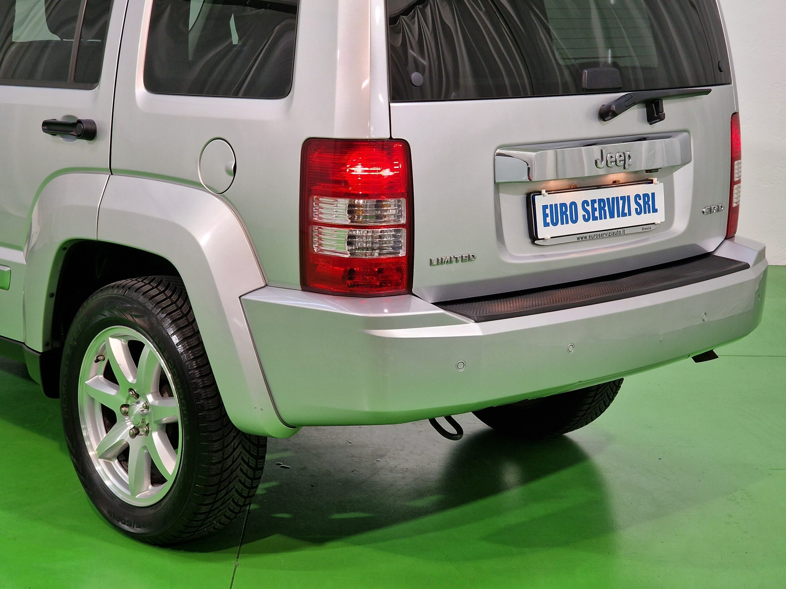 Jeep Cherokee Cherokee IV 2.8 crd Limited auto dpf