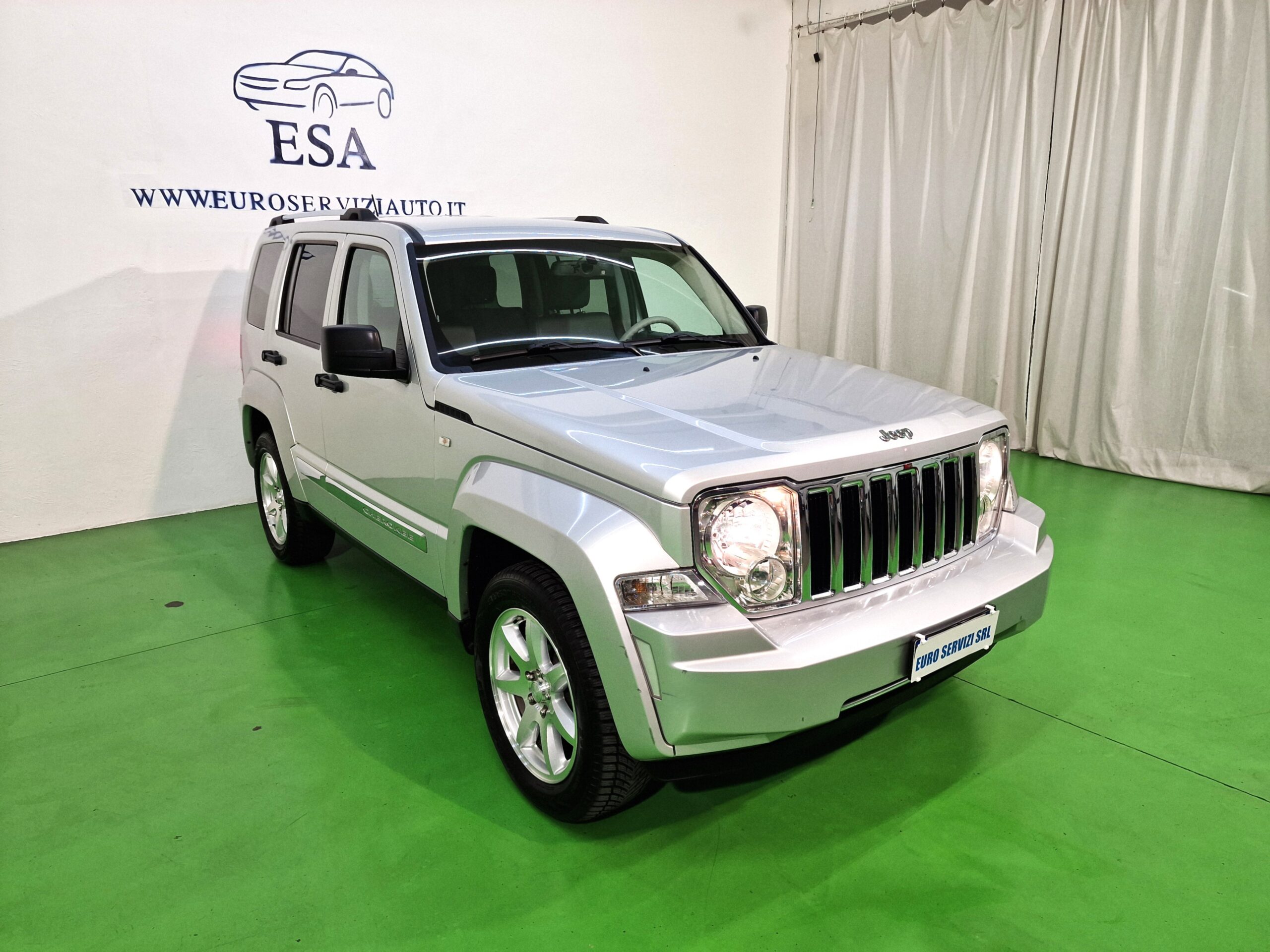 Jeep Cherokee Cherokee IV 2.8 crd Limited auto dpf