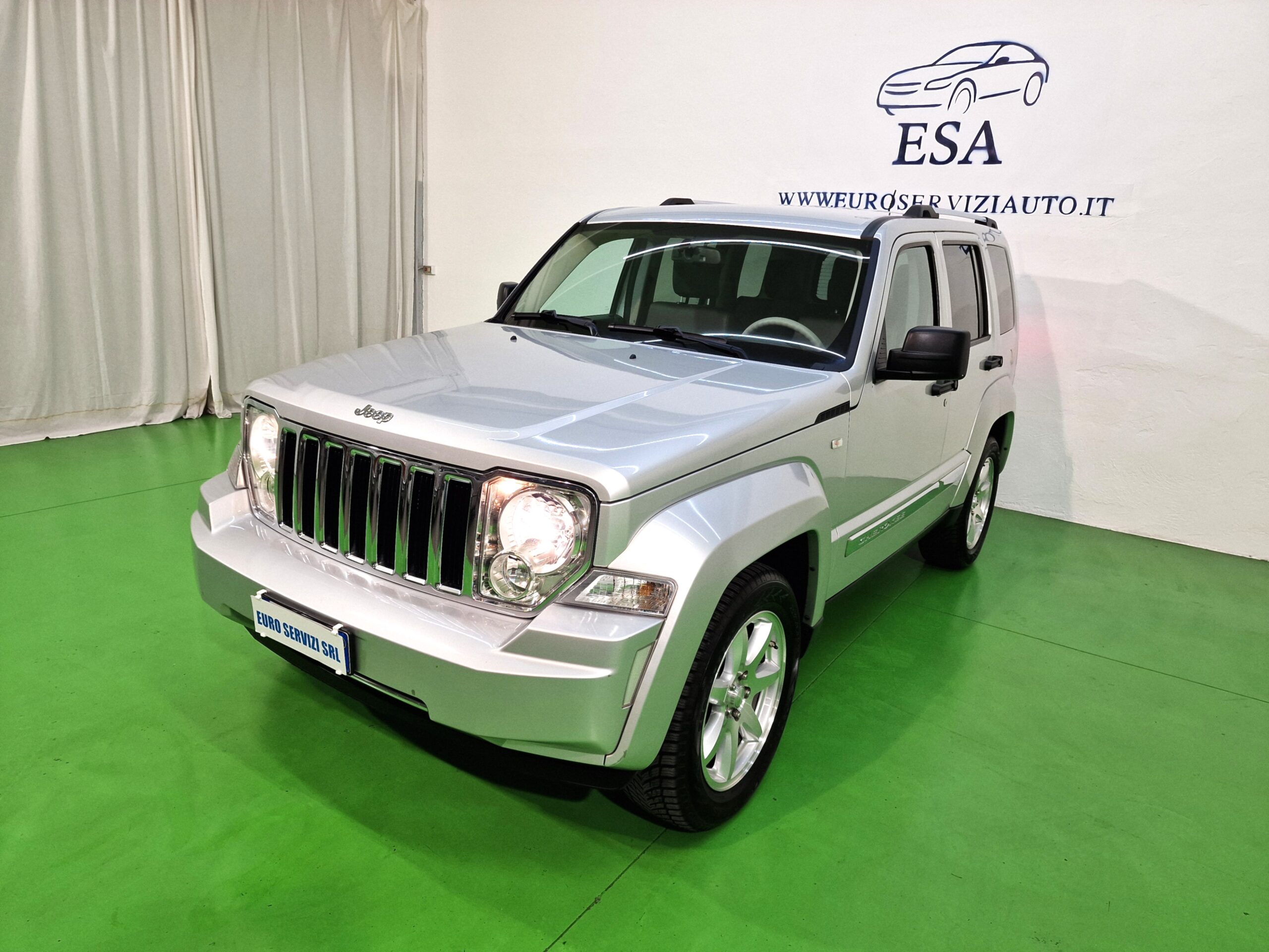 Jeep Cherokee Cherokee IV 2.8 crd Limited auto dpf