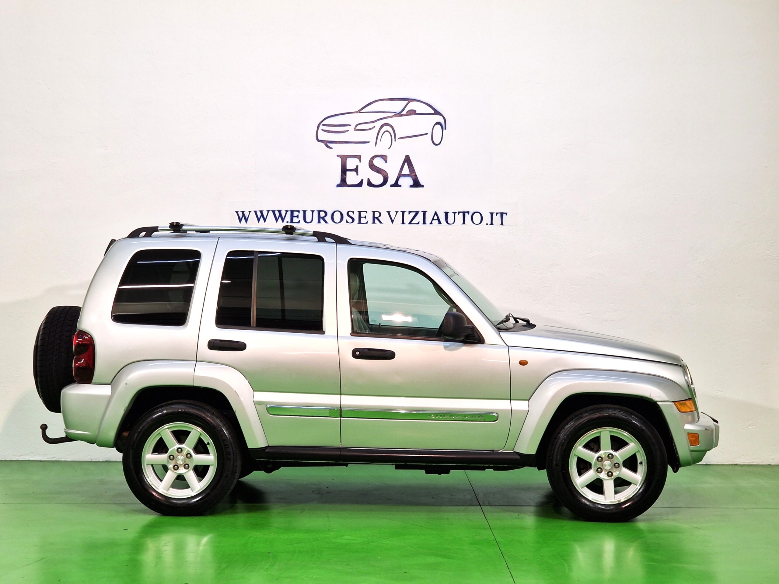 Jeep Cherokee Cherokee 2.8 crd Sport FL