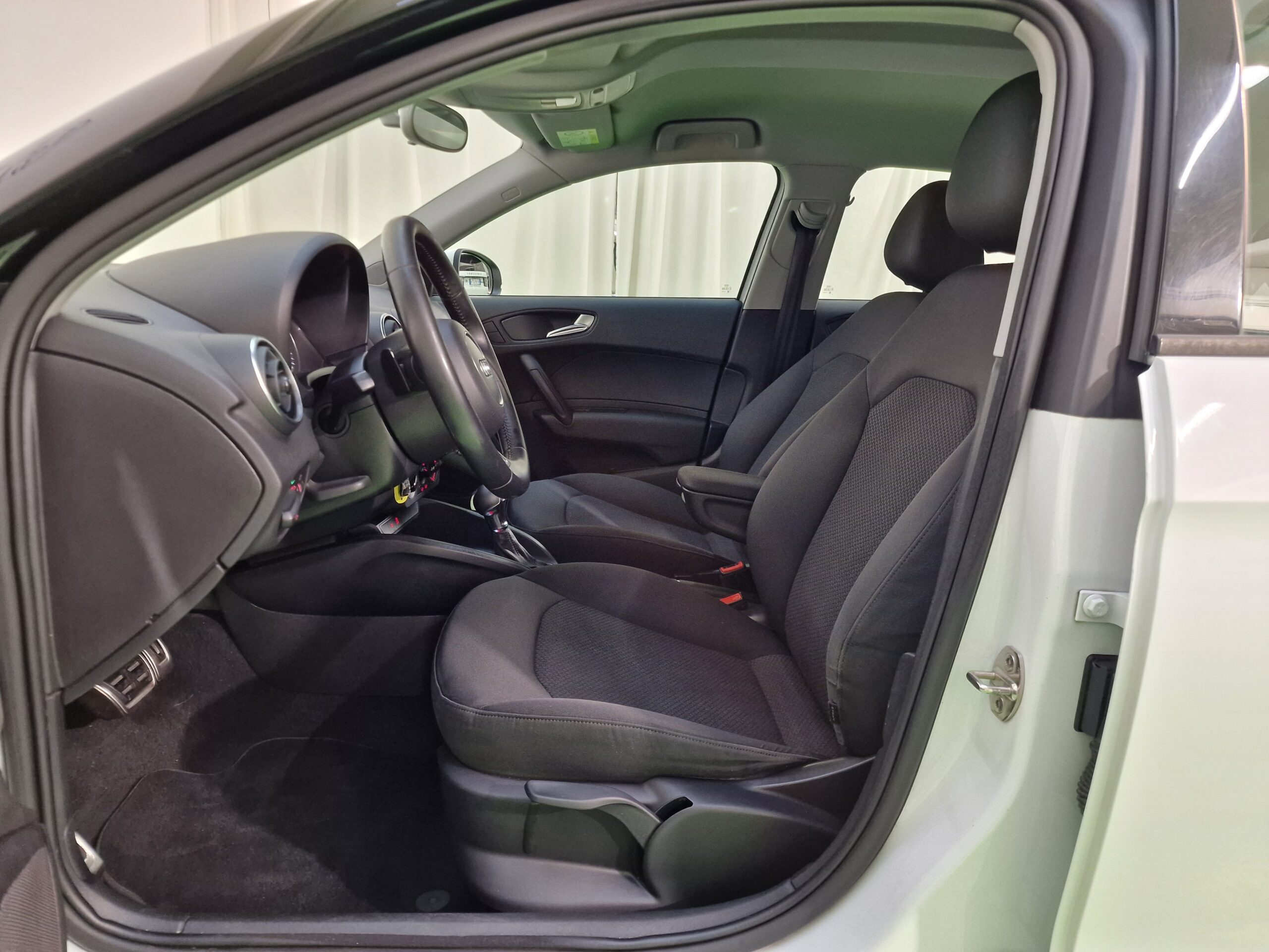 Audi A1 A1 Sportback 1.6 tdi Metal s-tronic