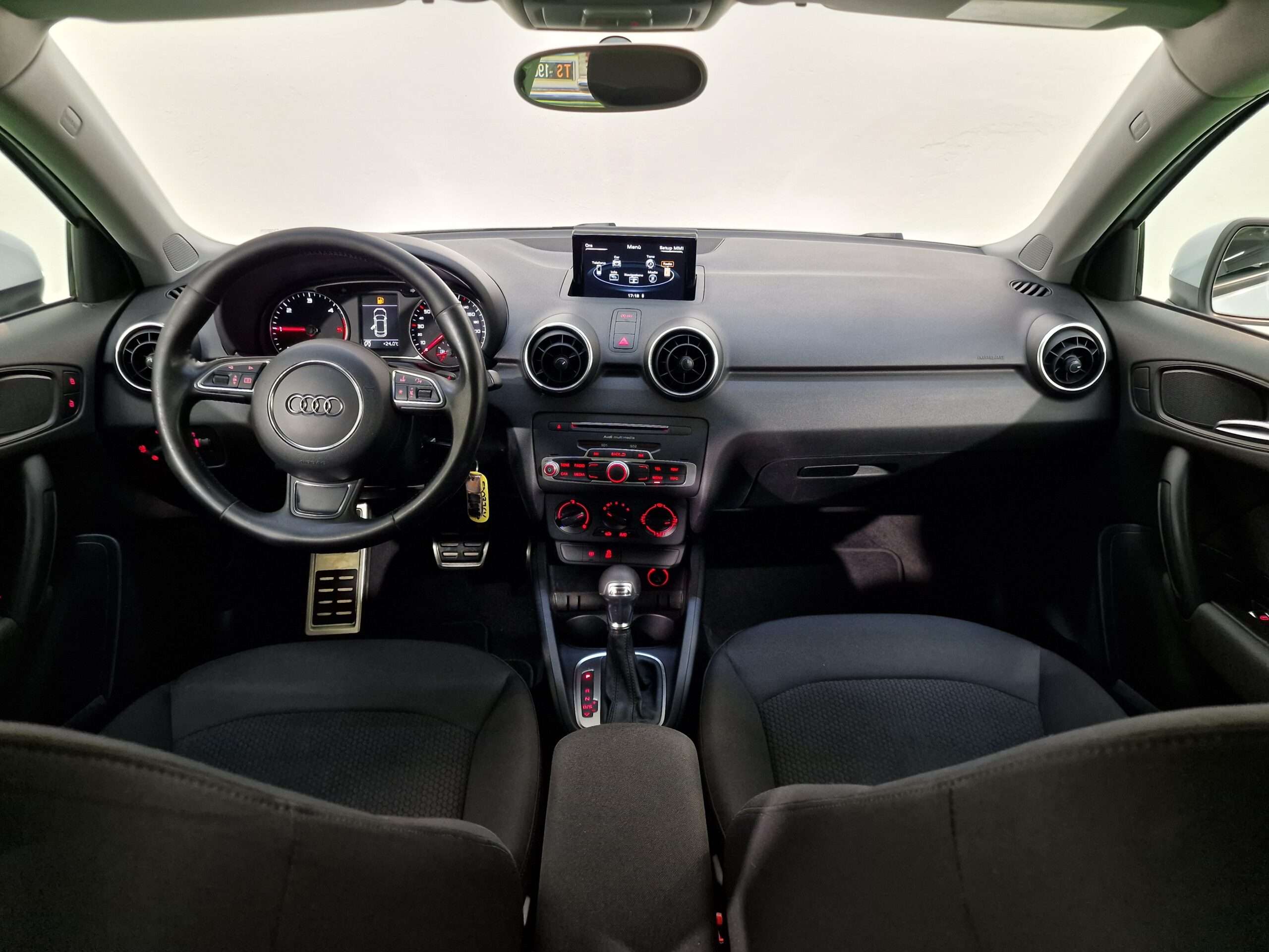 Audi A1 A1 Sportback 1.6 tdi Metal s-tronic