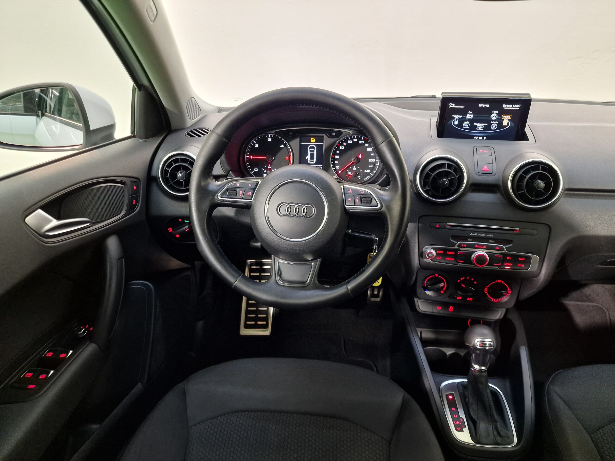 Audi A1 A1 Sportback 1.6 tdi Metal s-tronic