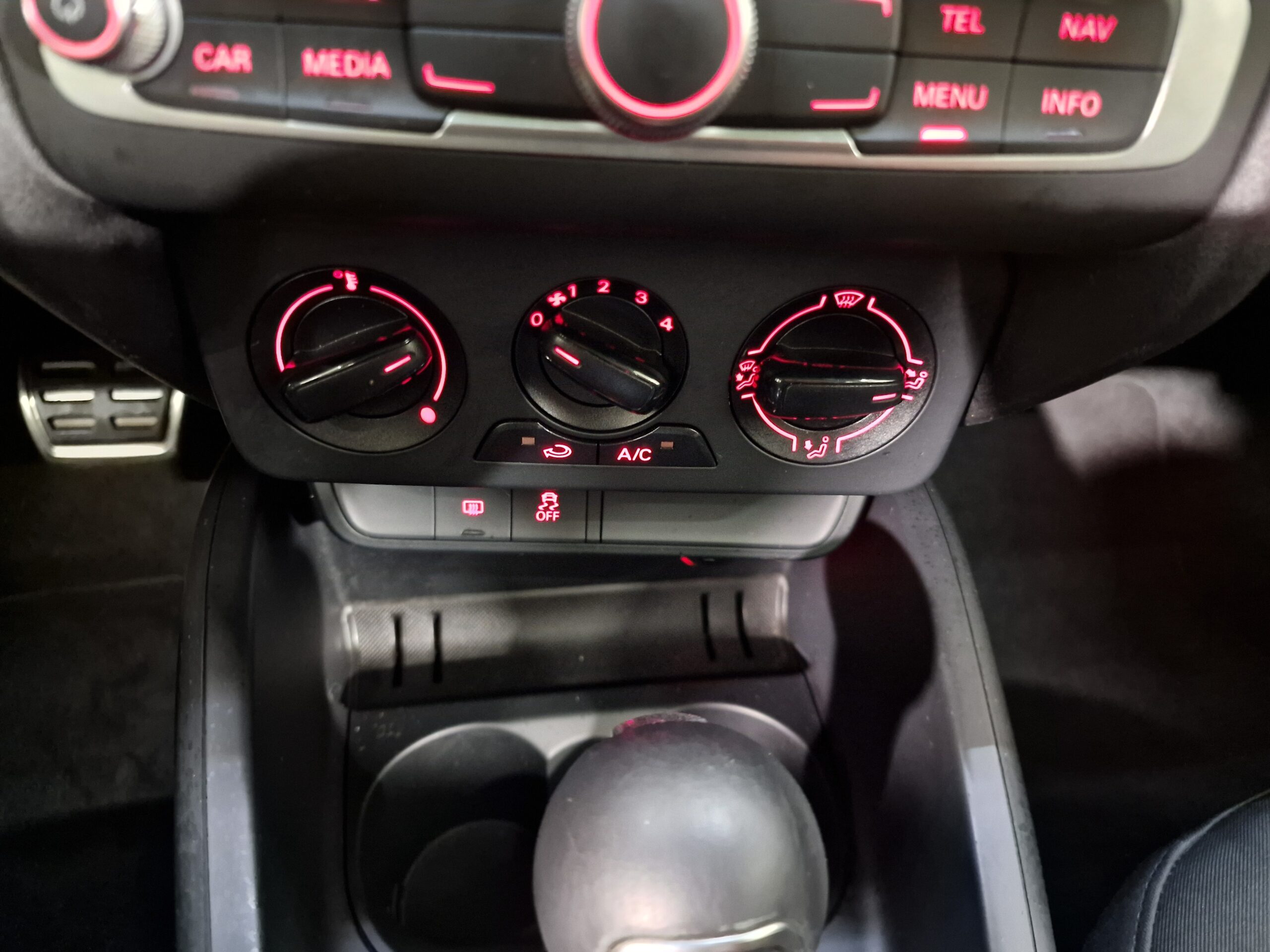 Audi A1 A1 Sportback 1.6 tdi Metal s-tronic