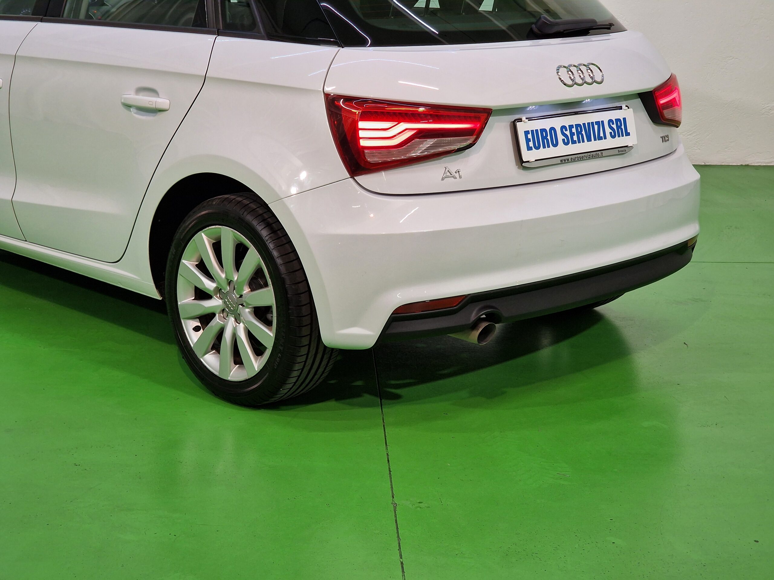 Audi A1 A1 Sportback 1.6 tdi Metal s-tronic
