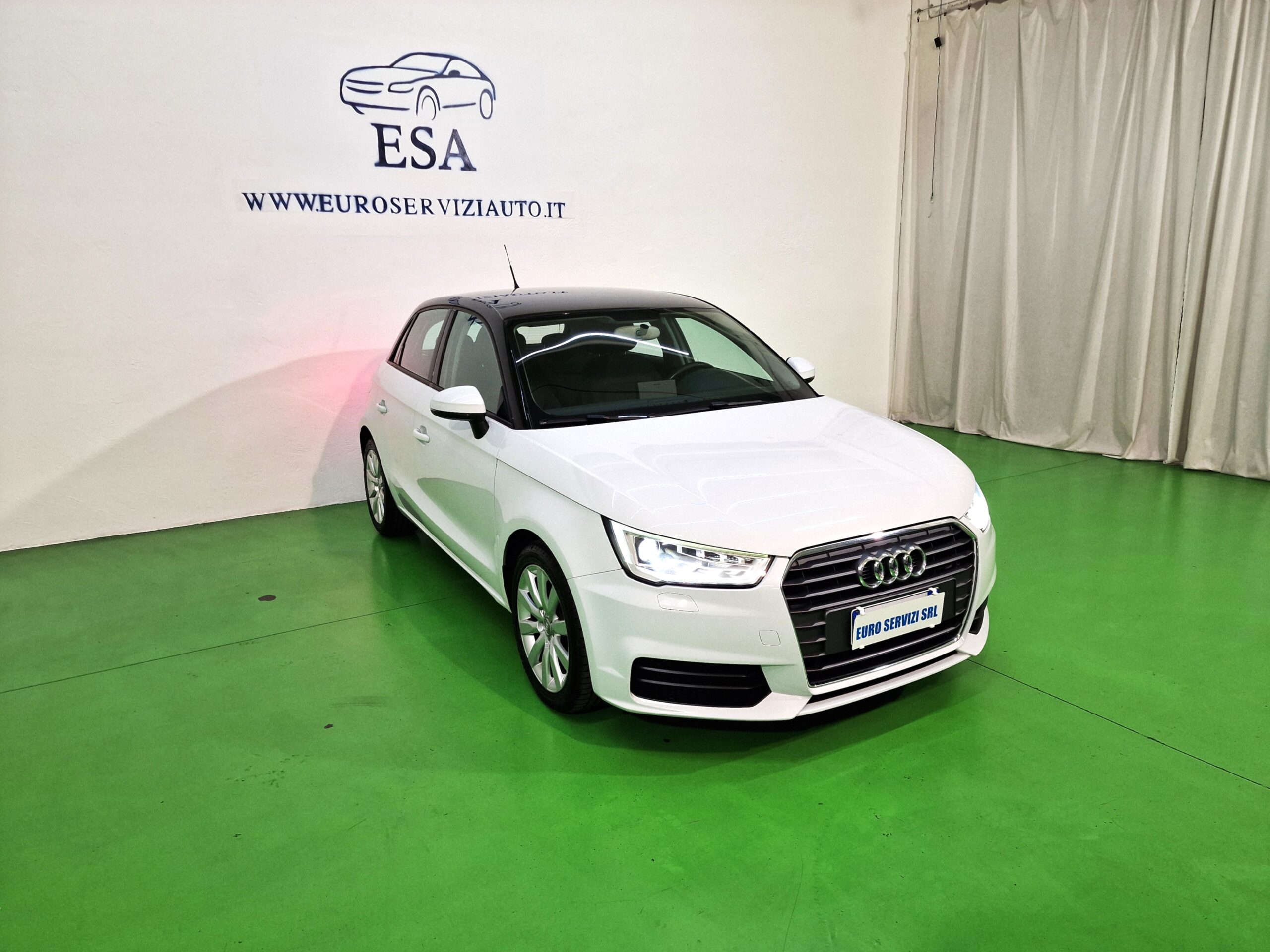 Audi A1 A1 Sportback 1.6 tdi Metal s-tronic