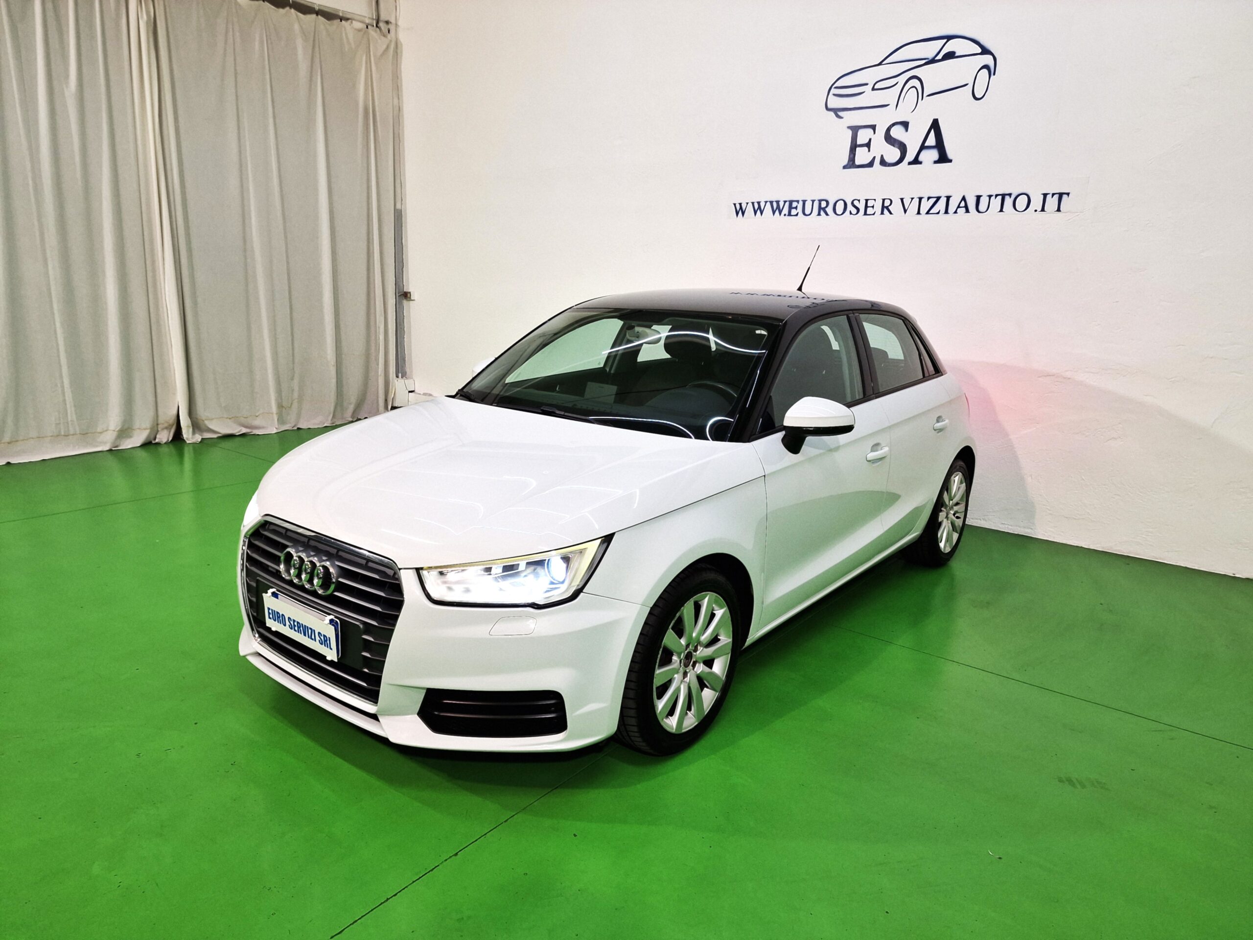 Audi A1 A1 Sportback 1.6 tdi Metal s-tronic