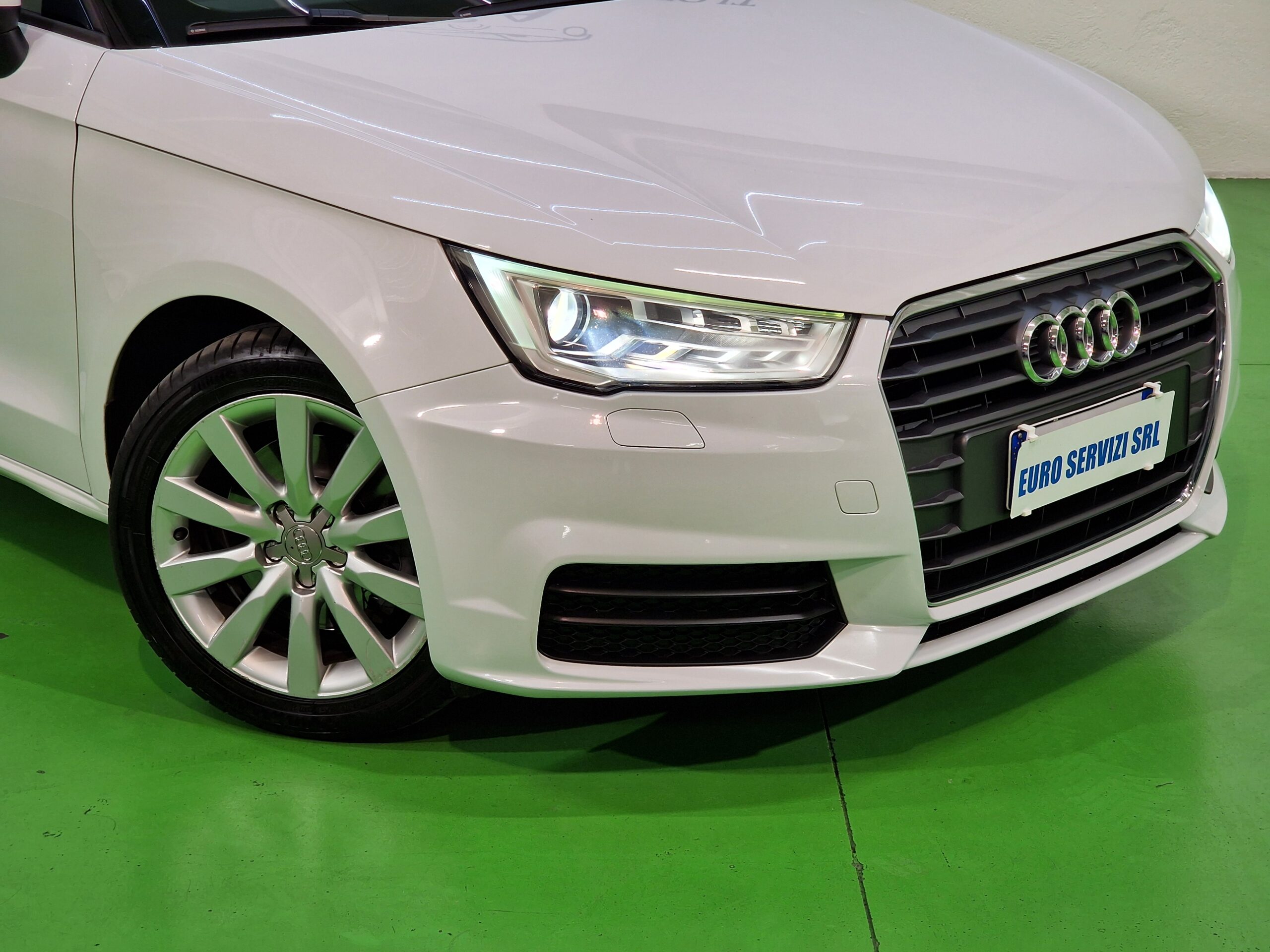 Audi A1 A1 Sportback 1.6 tdi Metal s-tronic