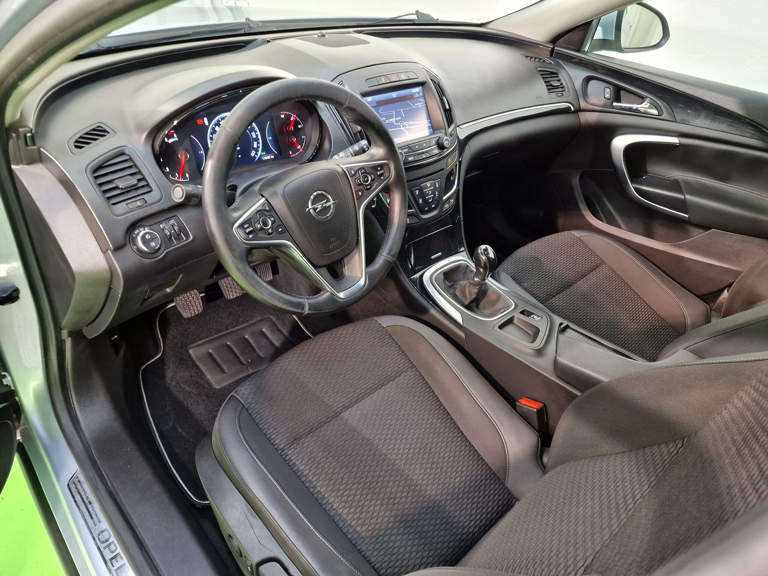 Opel Insignia Insignia Sports Tourer 1.6 cdti Cosmo Business 136cv