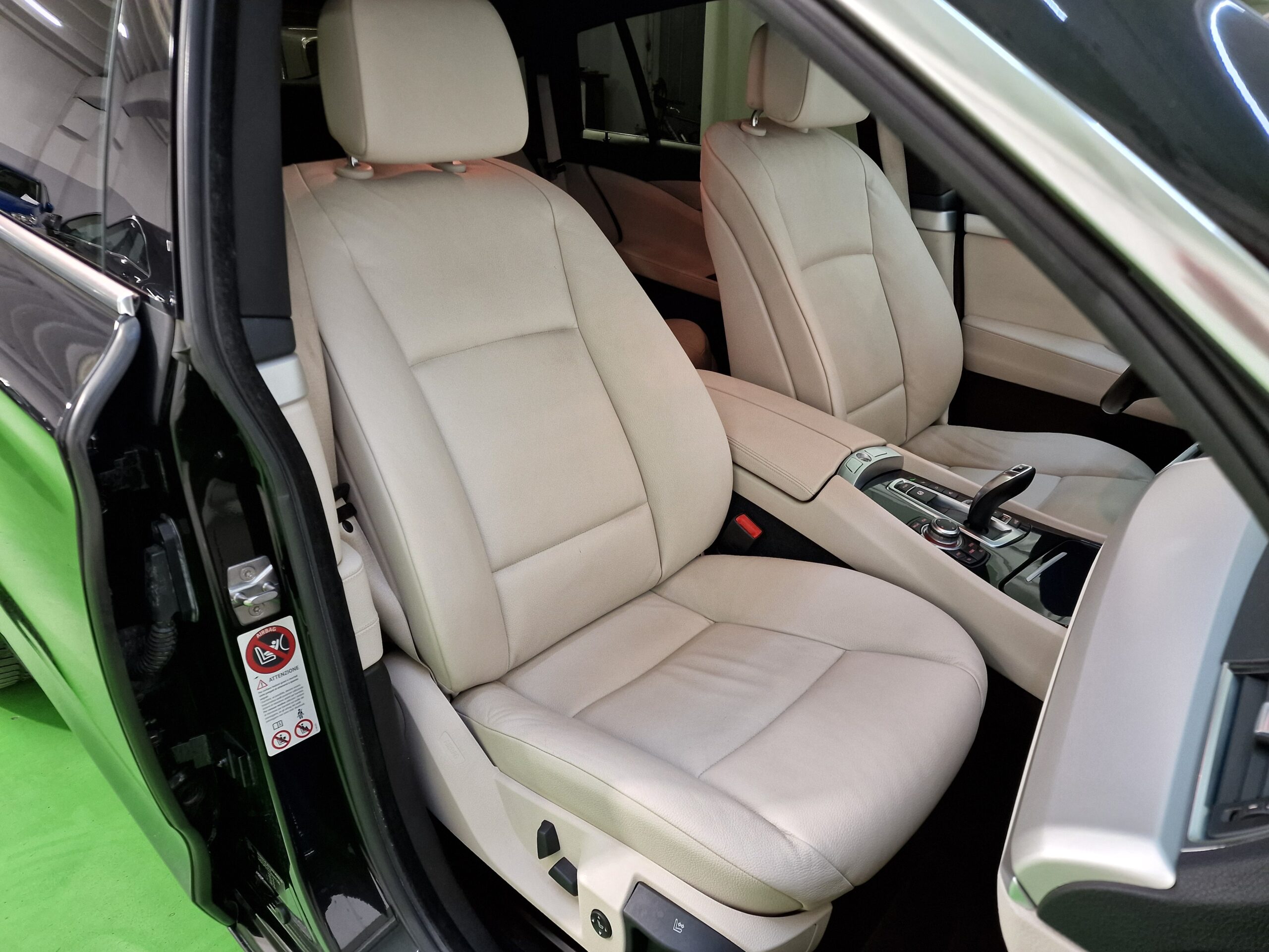 BMW 530 Serie 5 F07 530d Gran Turismo xdrive Futura auto